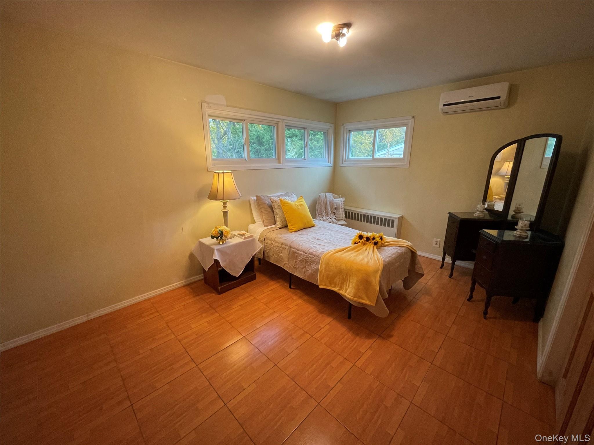 North Babylon, New York, 11703, United States, 3 Bedrooms Bedrooms, ,1 BathroomBathrooms,Residential,For Sale,1990233