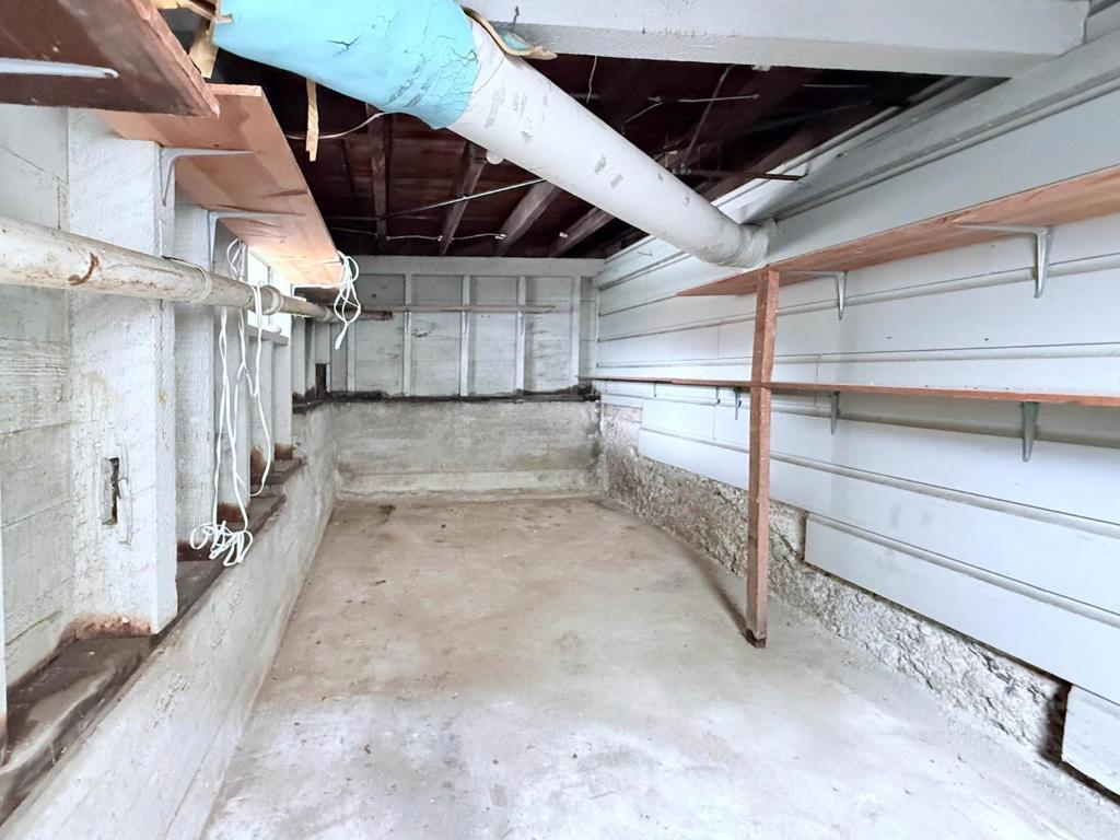 San Francisco, California, 94112, United States, 2 Bedrooms Bedrooms, ,1 BathroomBathrooms,Residential,For Sale,1924457