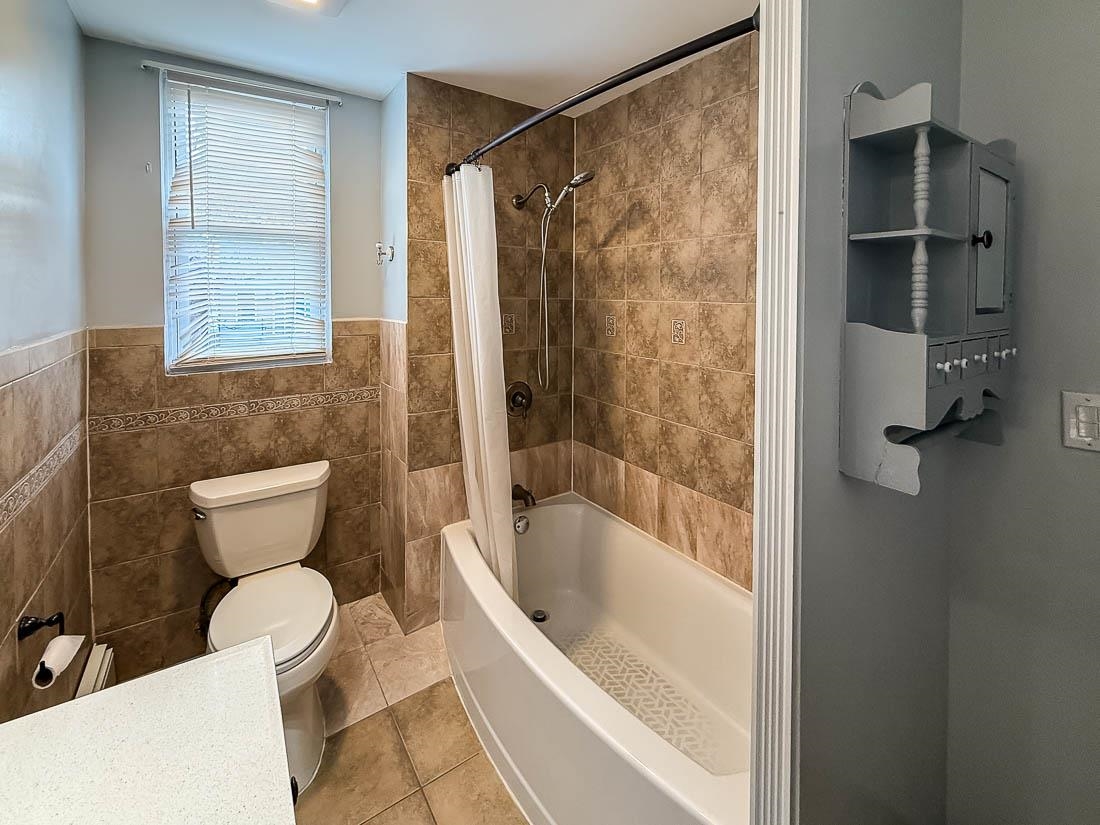 Jersey City, New Jersey, 07307, United States, 4 Bedrooms Bedrooms, ,2 BathroomsBathrooms,Residential,For Sale,1991829