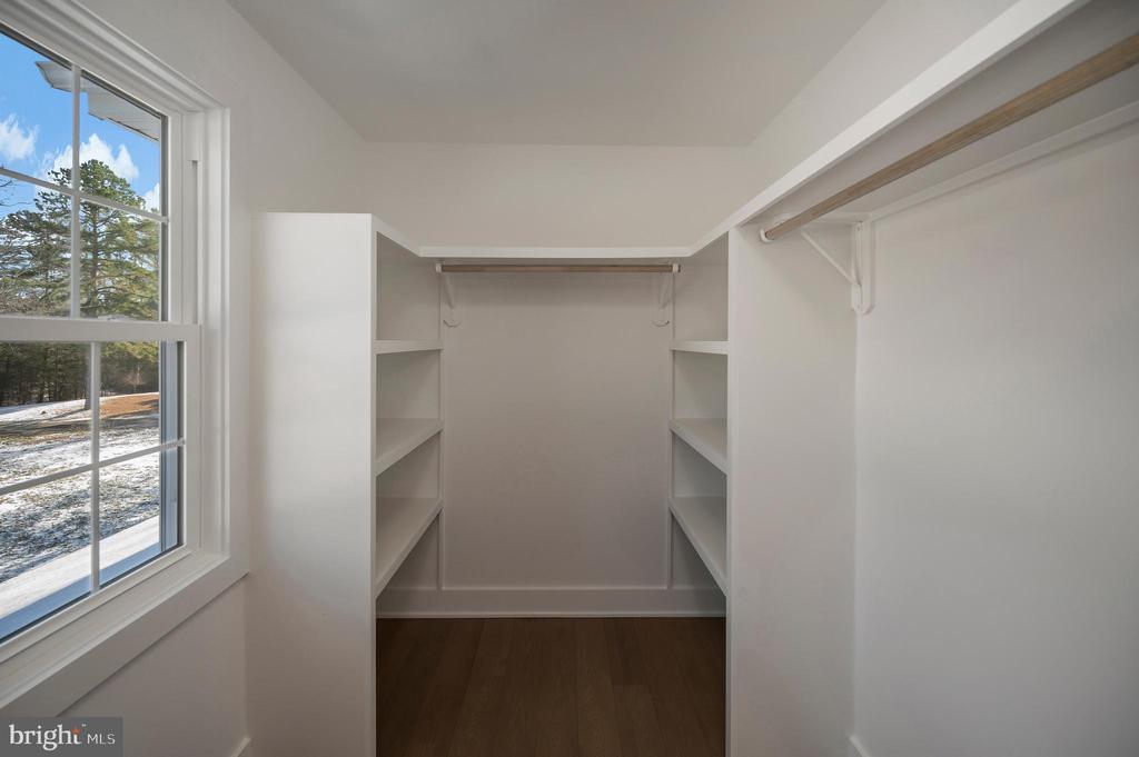 Stafford, Virginia, 22556, United States, 5 Bedrooms Bedrooms, ,4 BathroomsBathrooms,Residential,For Sale,2005720