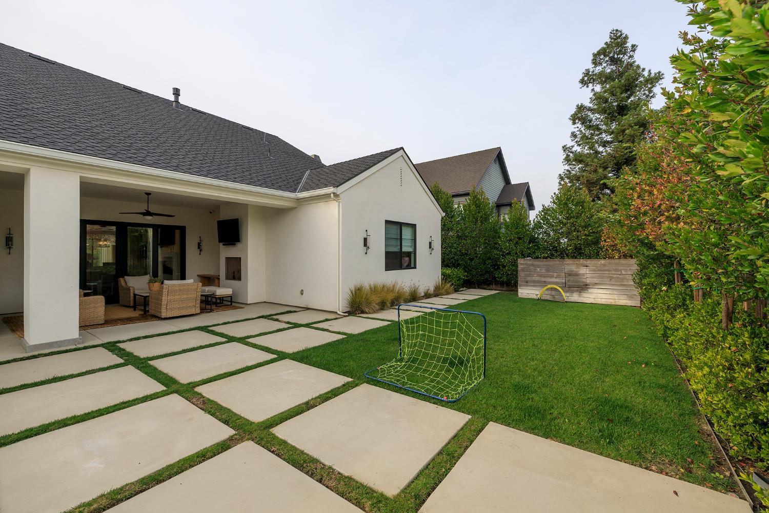 Turlock, California, 95382, United States, 5 Bedrooms Bedrooms, ,4 BathroomsBathrooms,Residential,For Sale,2002533