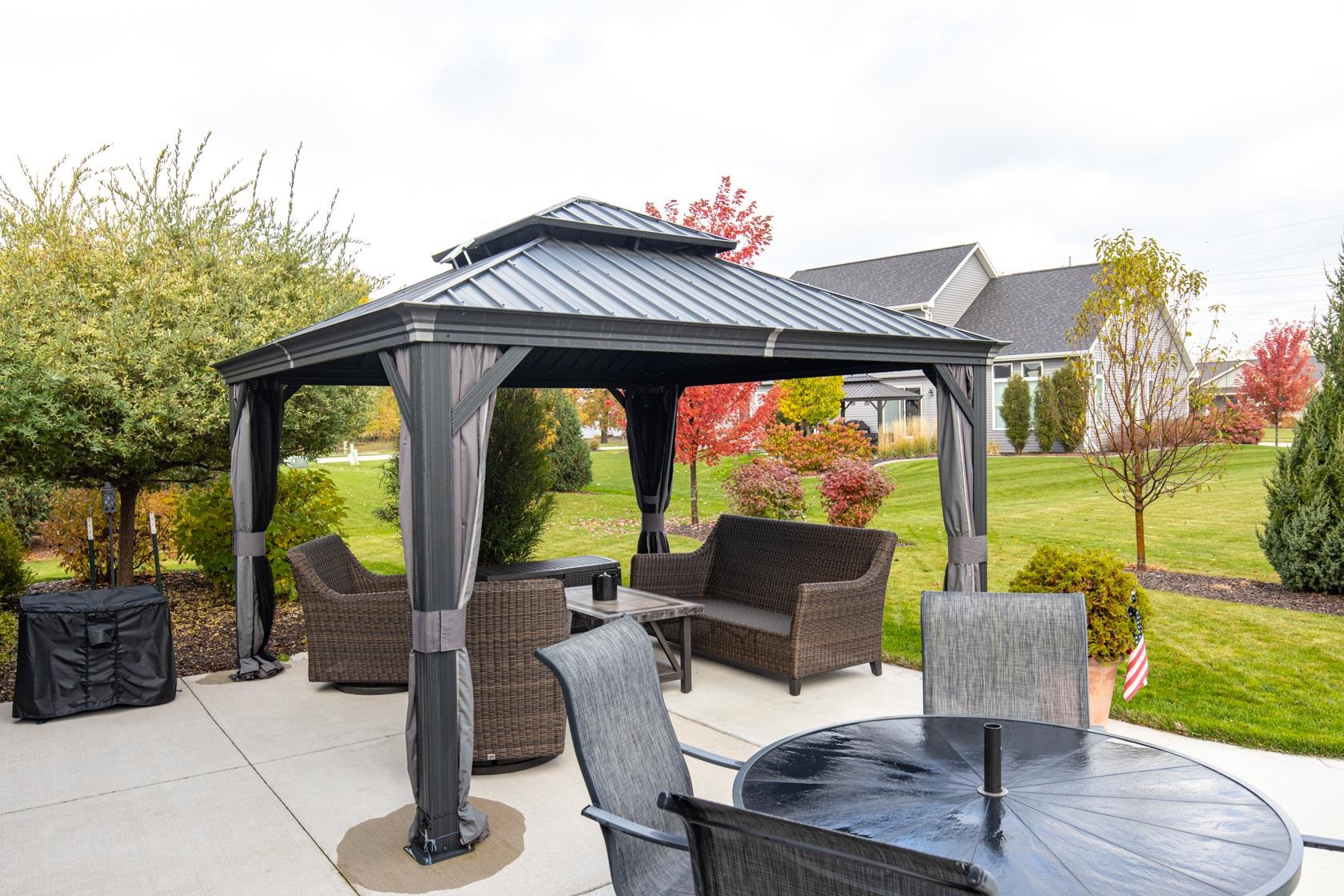 Appleton, Wisconsin, 54915, United States, 4 Bedrooms Bedrooms, ,3 BathroomsBathrooms,Residential,For Sale,1983520