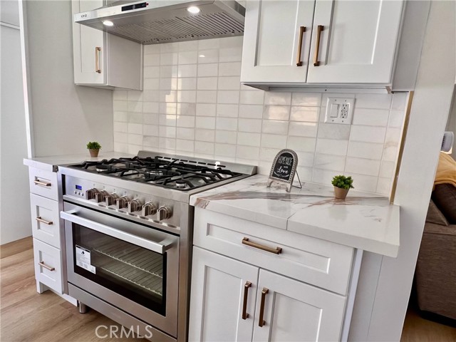 Los Angeles, California, 90032, United States, 4 Bedrooms Bedrooms, ,2 BathroomsBathrooms,Residential,For Sale,1916443