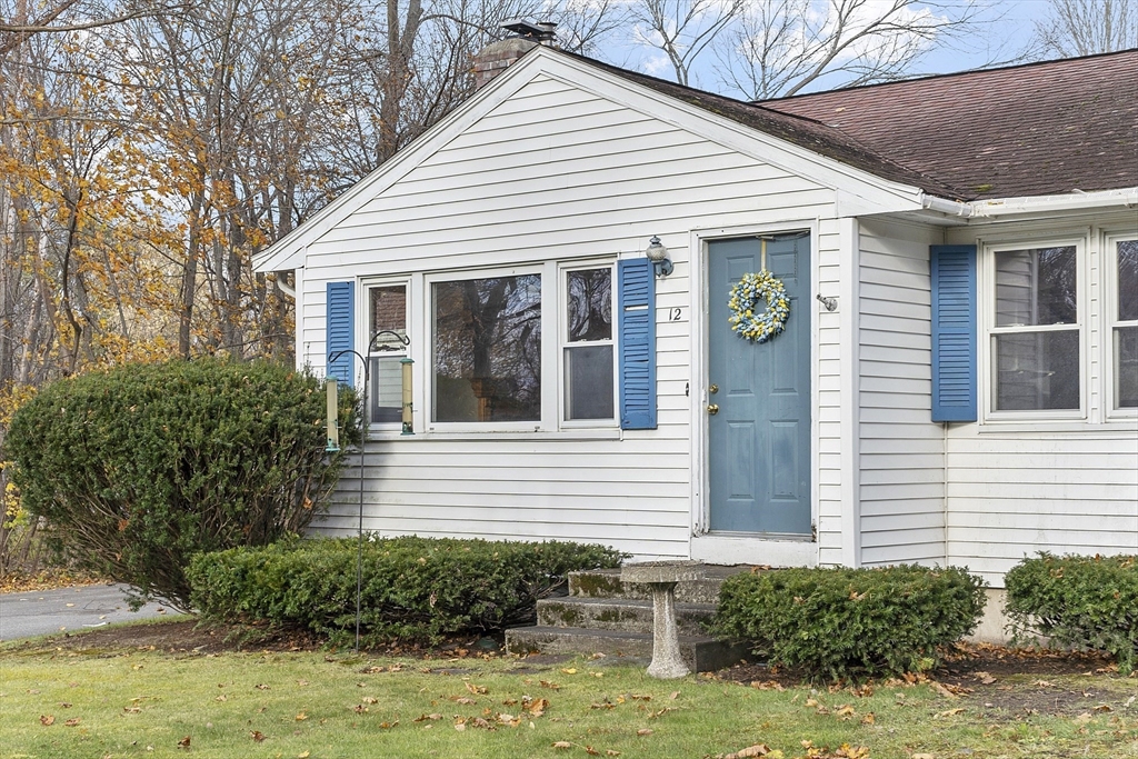 Littleton, Massachusetts, 01460, United States, 3 Bedrooms Bedrooms, ,1 BathroomBathrooms,Residential,For Sale,1991469