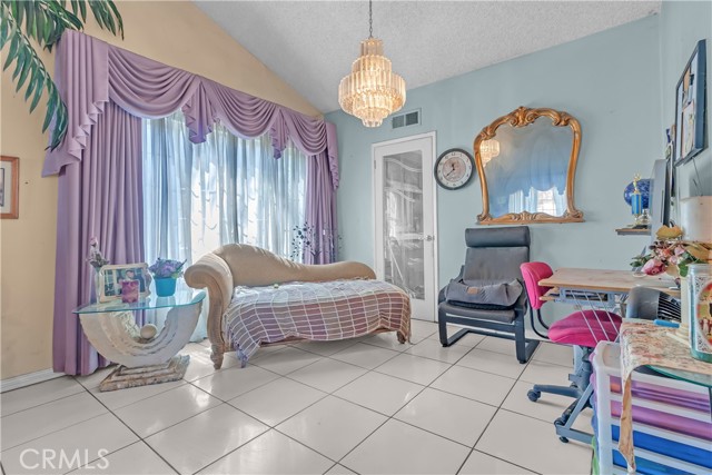 South Gate, California, 90280, United States, 4 Bedrooms Bedrooms, ,3 BathroomsBathrooms,Residential,For Sale,1937337