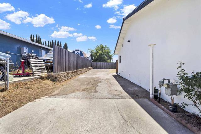 Vista, California, 92084, United States, 3 Bedrooms Bedrooms, ,1 BathroomBathrooms,Residential,For Sale,1938062
