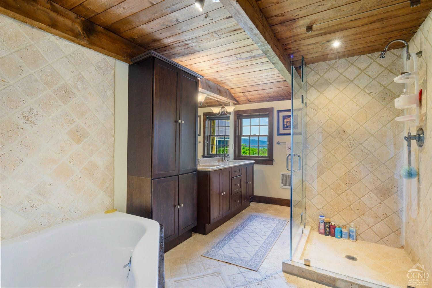 Tannersville, New York, 12485, United States, 6 Bedrooms Bedrooms, ,5 BathroomsBathrooms,Residential,For Sale,1947119
