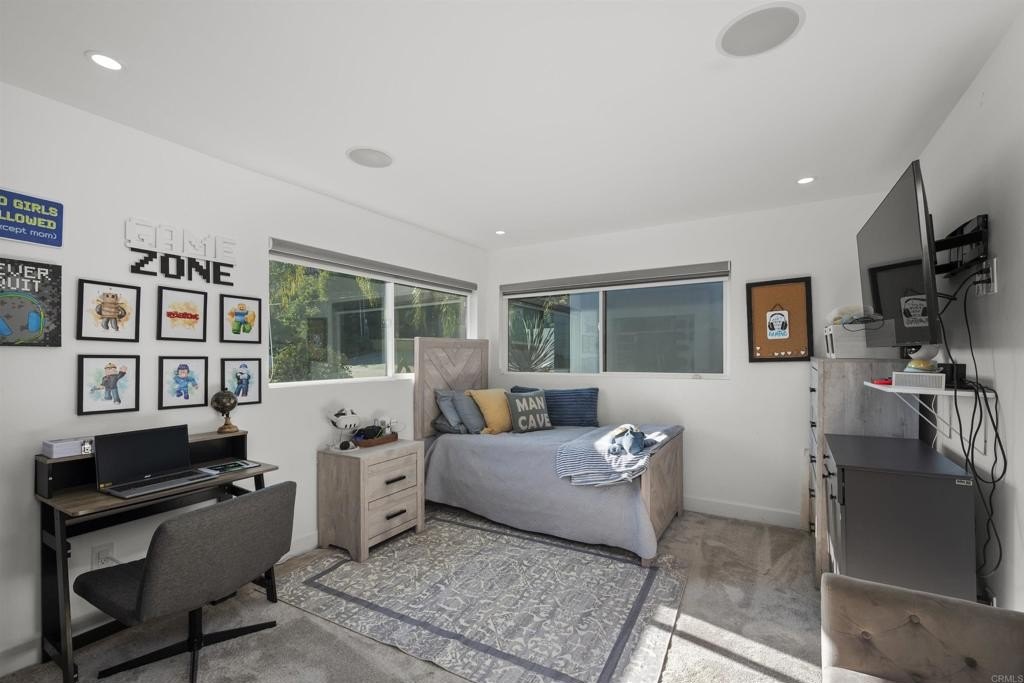 San Diego, California, 92106, United States, 3 Bedrooms Bedrooms, ,2 BathroomsBathrooms,Residential,For Sale,1991298