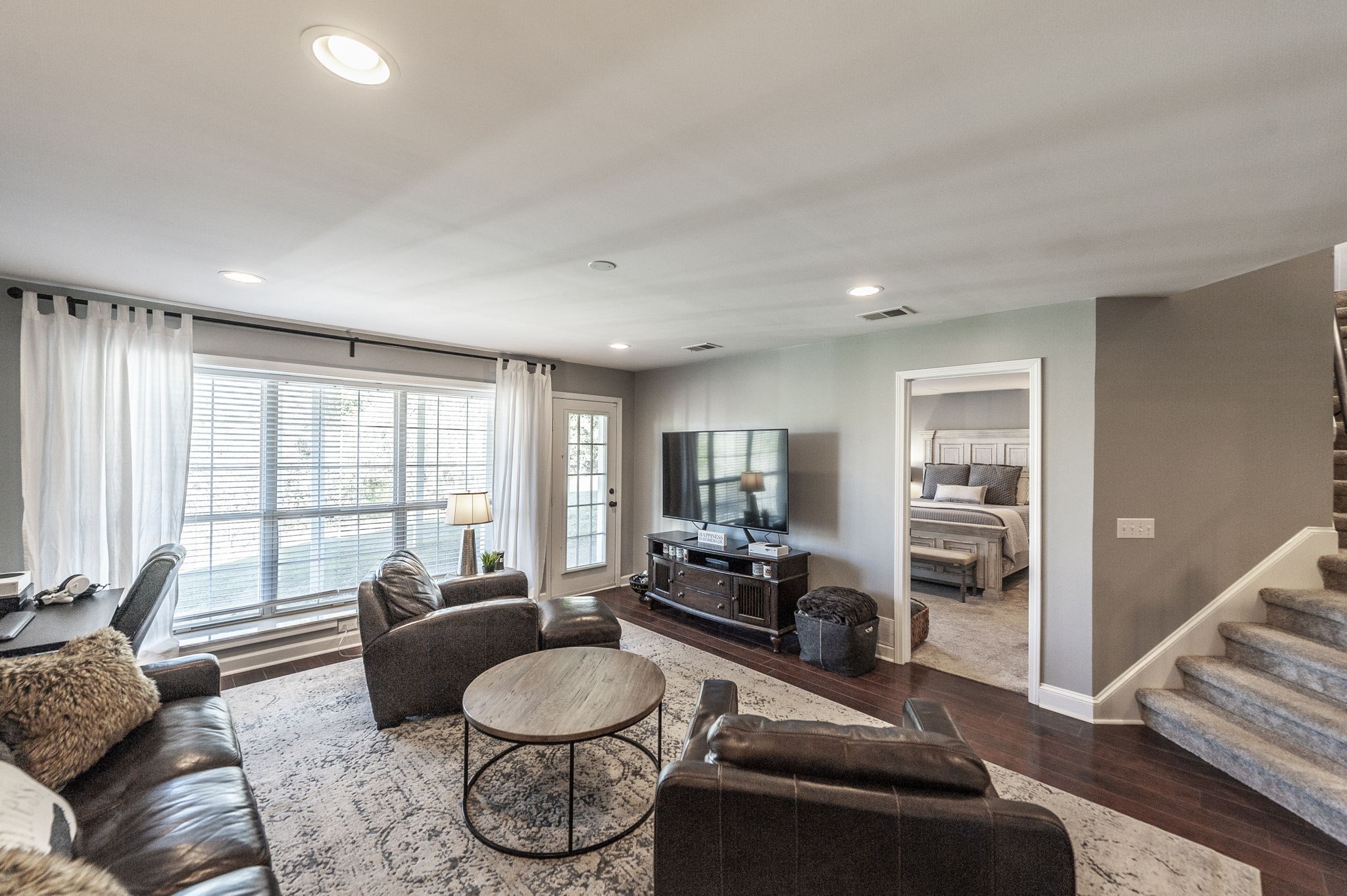 Goodlettsville, Tennessee, 37072, United States, 5 Bedrooms Bedrooms, ,4 BathroomsBathrooms,Residential,For Sale,1974837