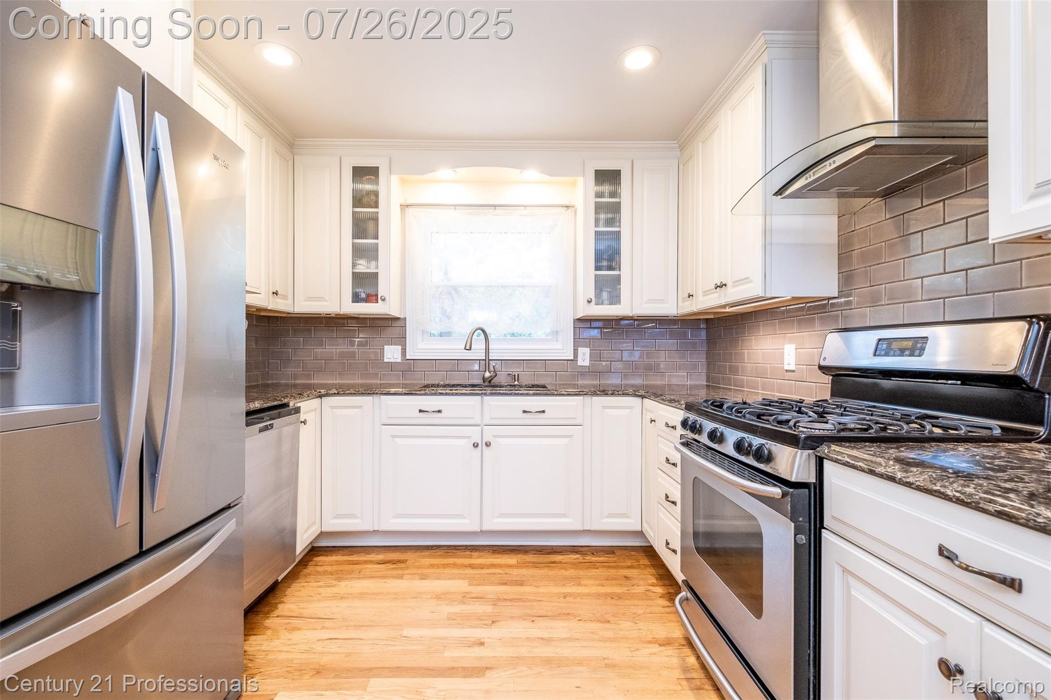 RochesterHills, Michigan, 48309, United States, 3 Bedrooms Bedrooms, ,4 BathroomsBathrooms,Residential,For Sale,1975031