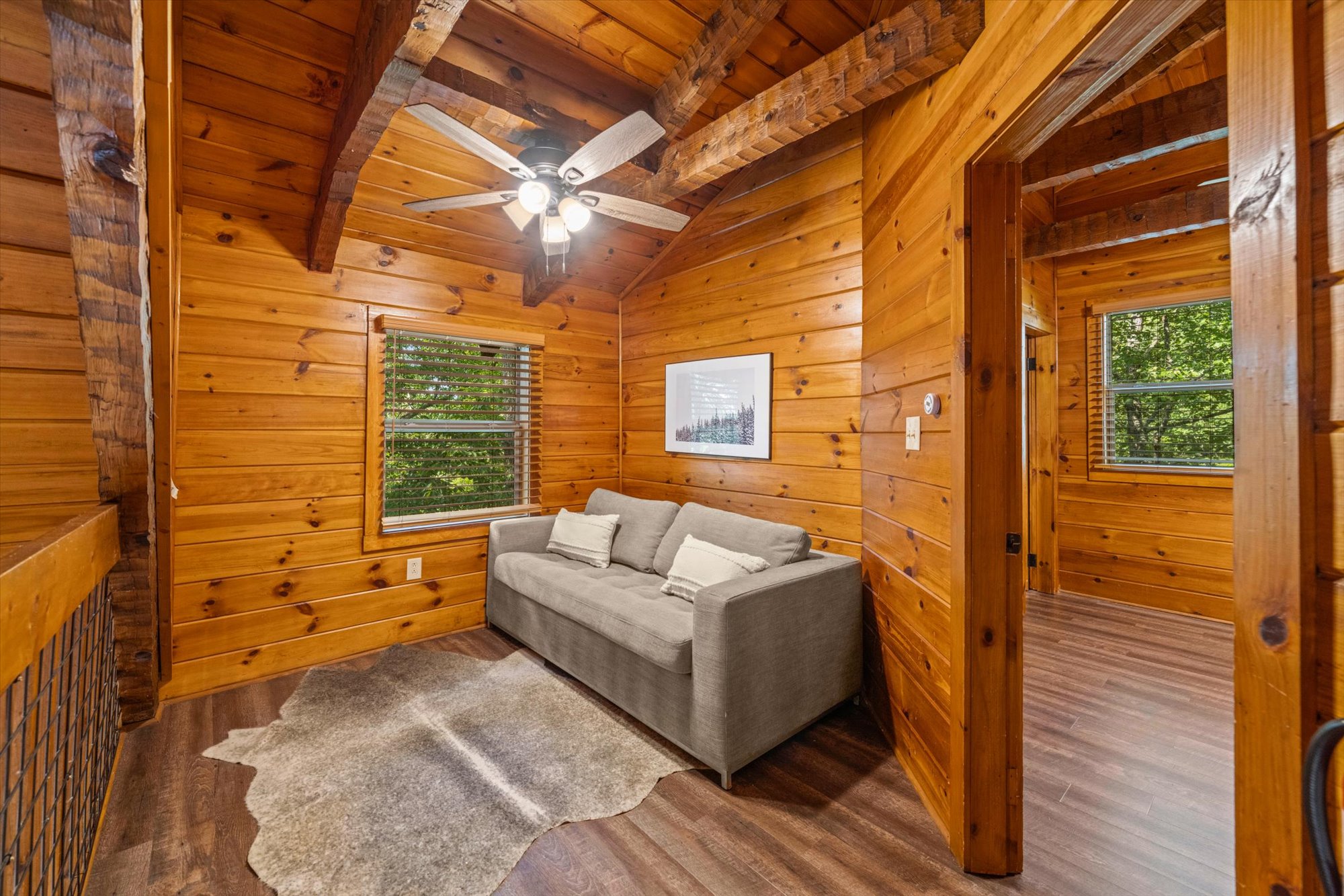 Sevierville, Tennessee, 37876, United States, 2 Bedrooms Bedrooms, ,3 BathroomsBathrooms,Residential,For Sale,1981706