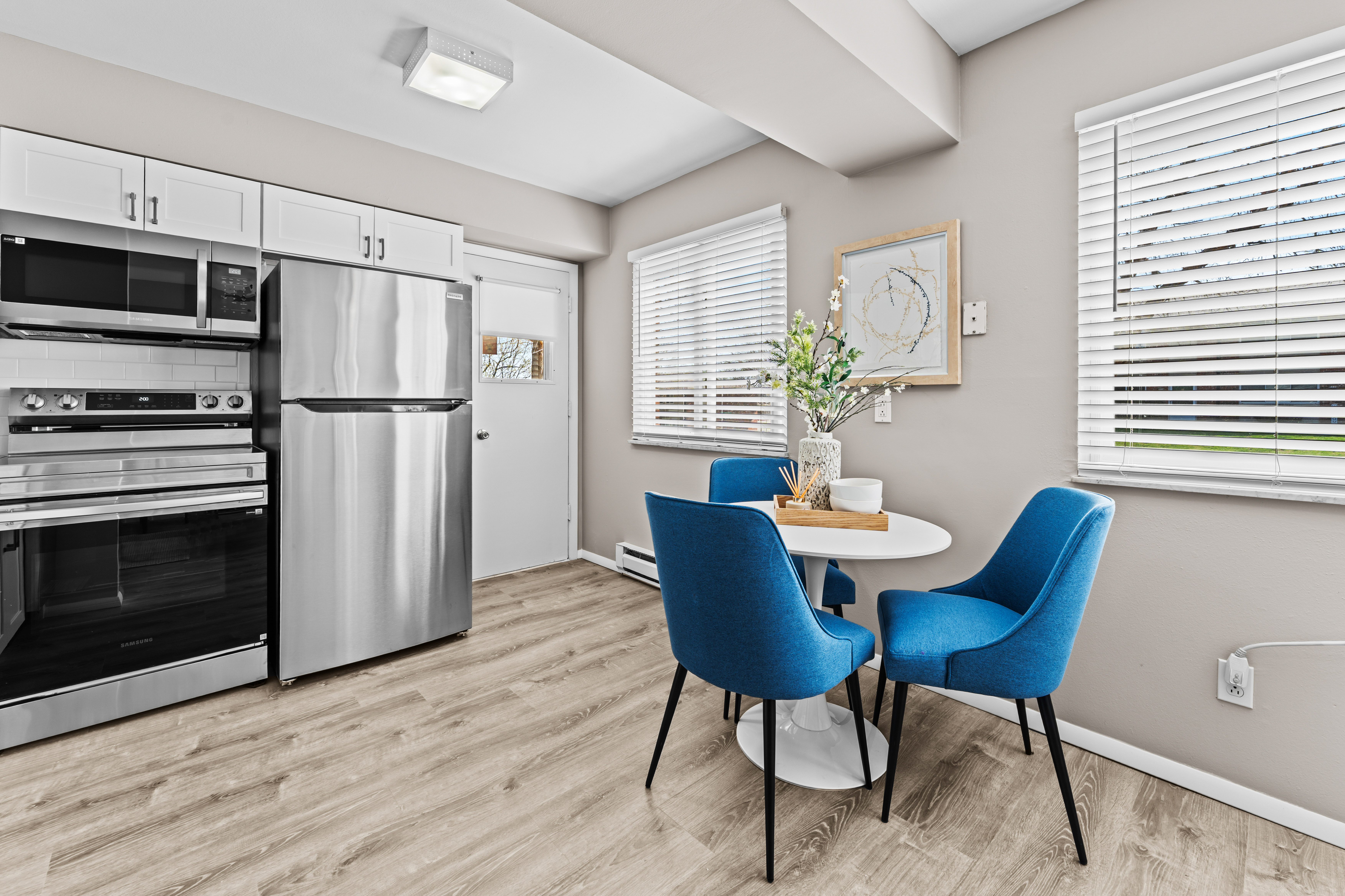  Move-In Ready Ground-Floor Condo in Mehlville School District - 物件實景