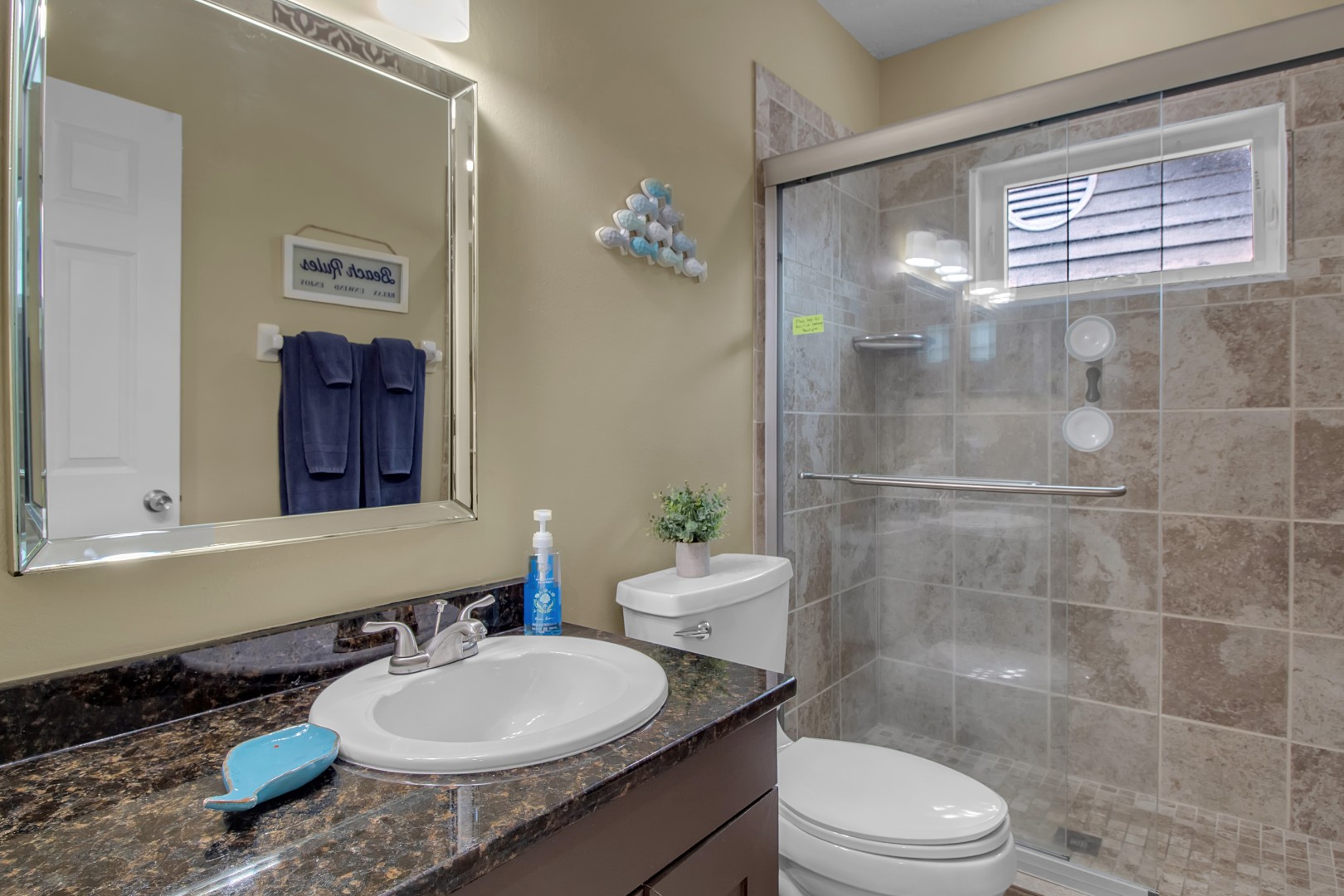 Longboat Key, Florida, 34228, United States, 2 Bedrooms Bedrooms, ,3 BathroomsBathrooms,Residential,For Sale,1923234