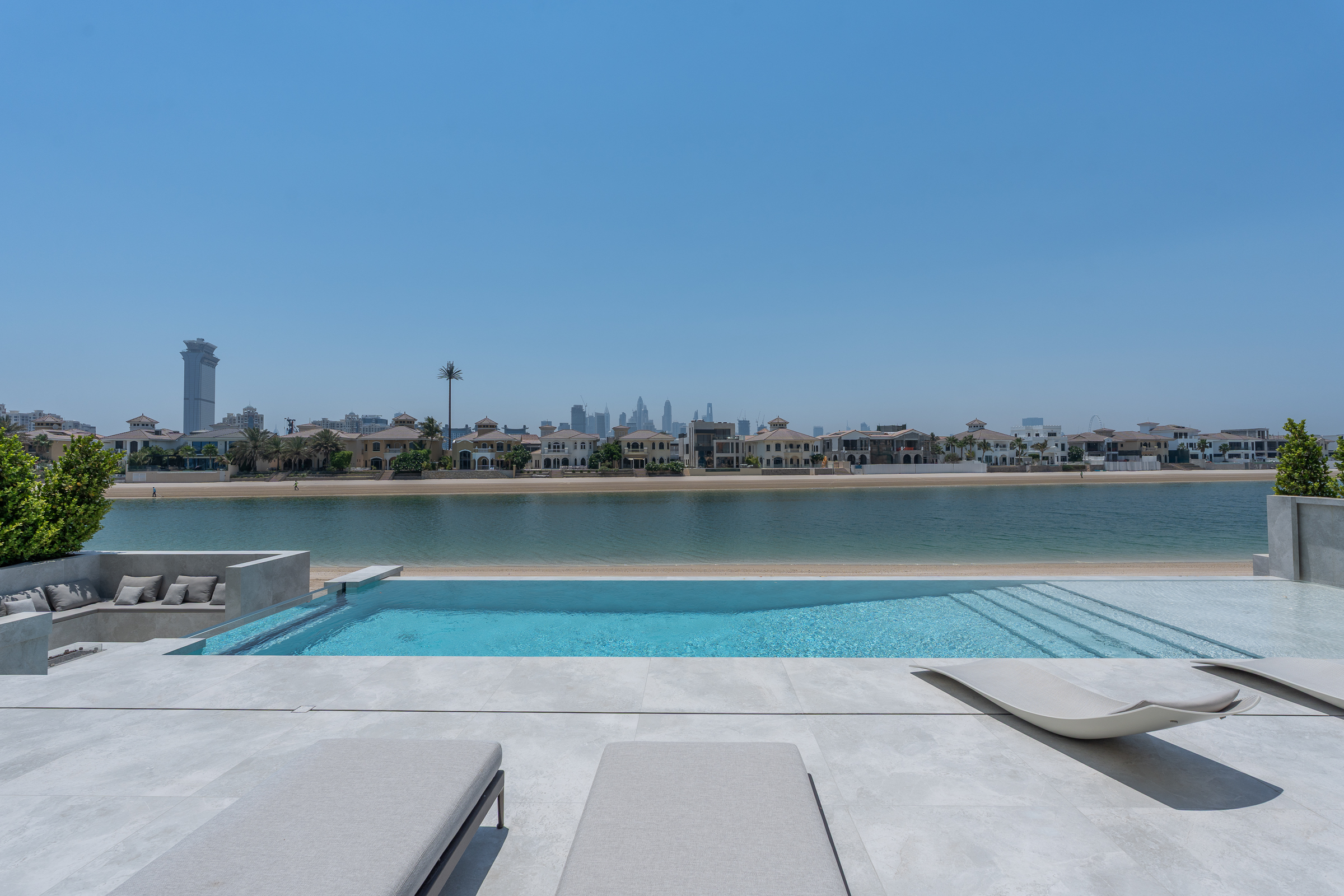  Turnkey Palm Jumeirah Villa With Private Beach - 物件實景