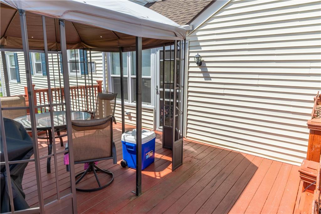 Warwick, Rhode Island, 02886, United States, 4 Bedrooms Bedrooms, ,1 BathroomBathrooms,Residential,For Sale,1943403