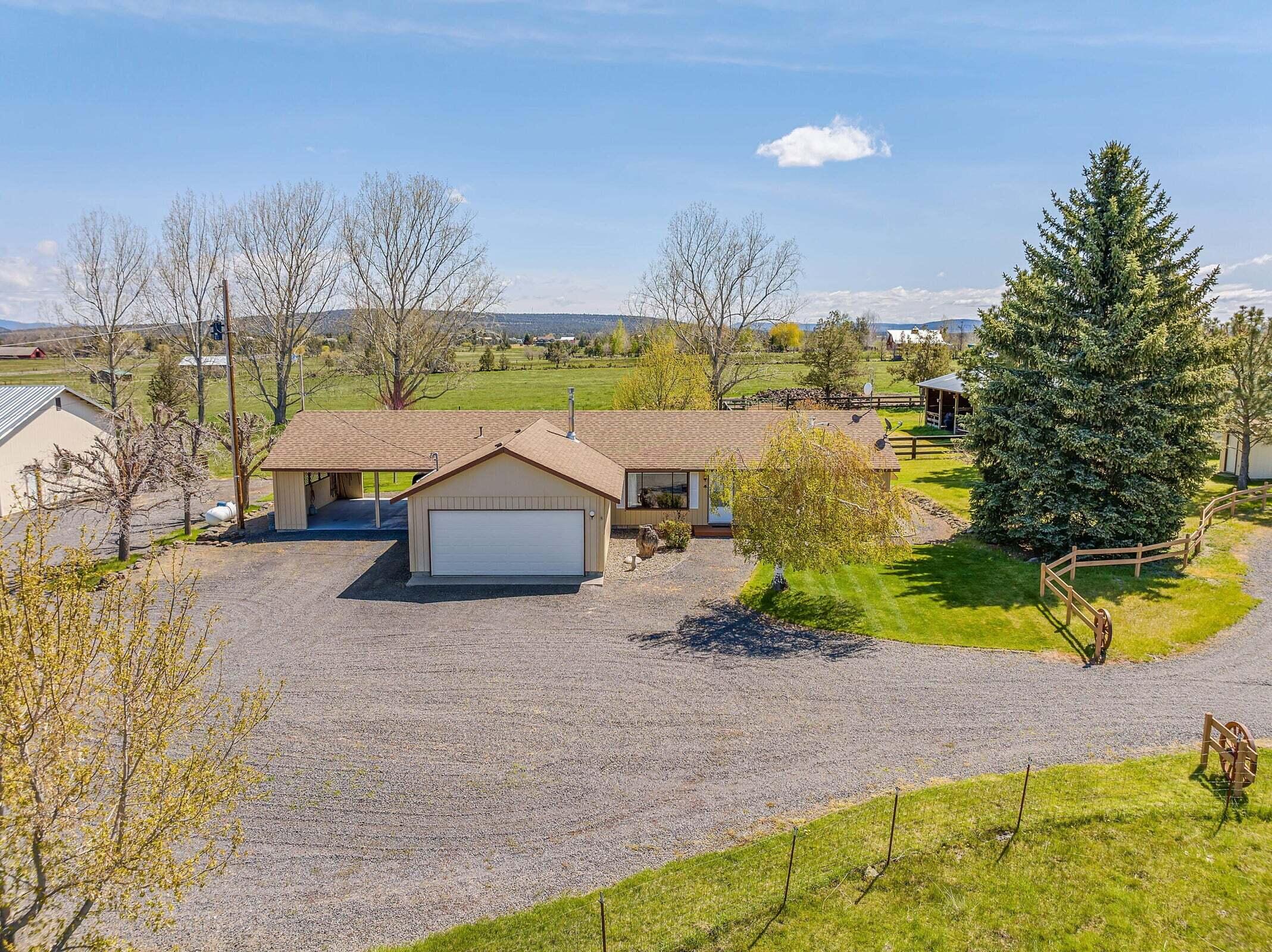 Powell Butte, Oregon, 97753, United States, 3 Bedrooms Bedrooms, ,1 BathroomBathrooms,Residential,For Sale,1770656
