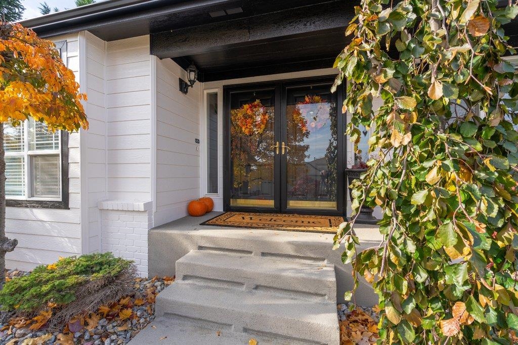 Veradale, Washington, 99037, United States, 6 Bedrooms Bedrooms, ,4 BathroomsBathrooms,Residential,For Sale,1986098