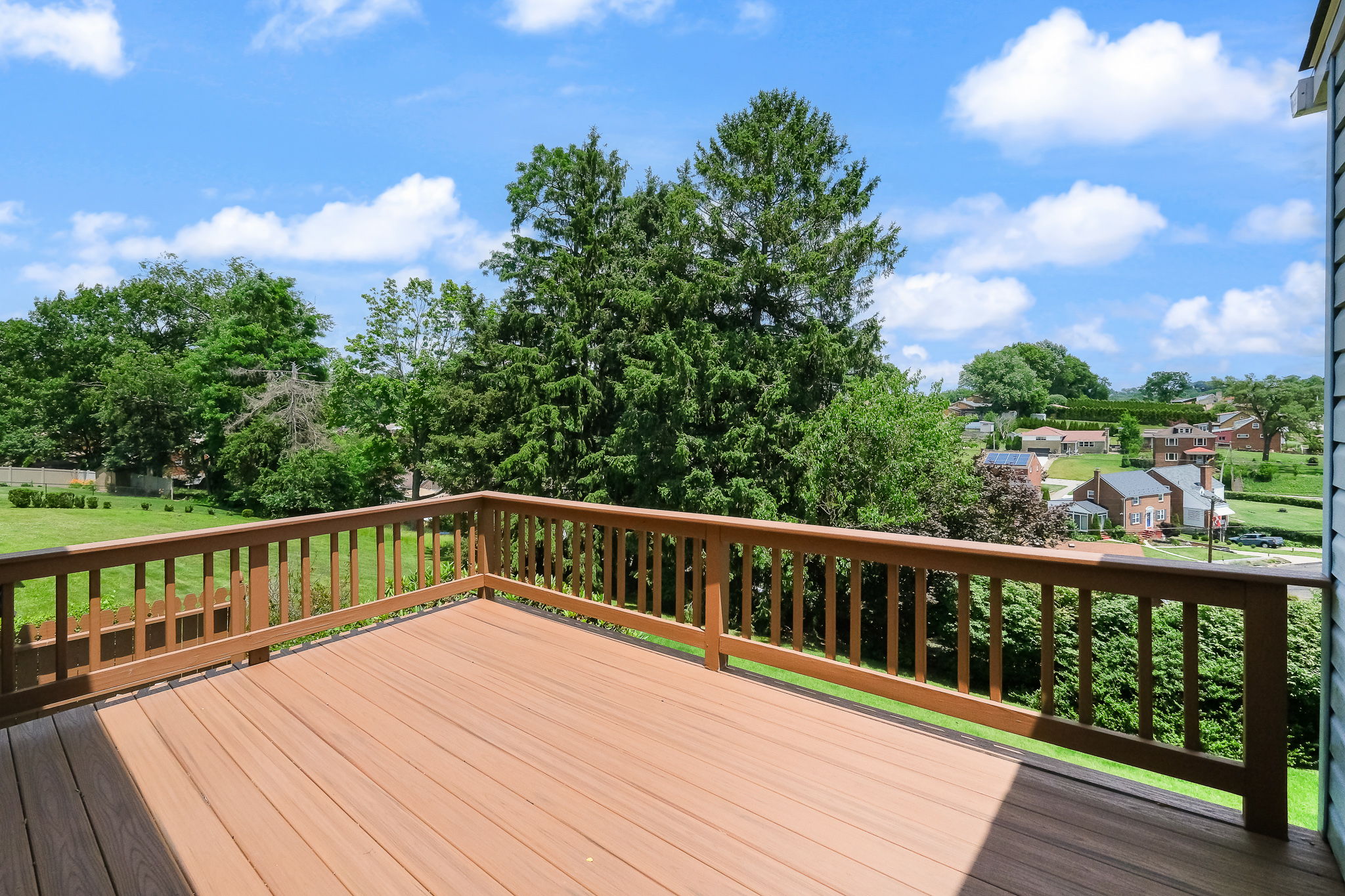  2422 Silver Oak Place, Pittsburgh, PA 15220 - 物件實景