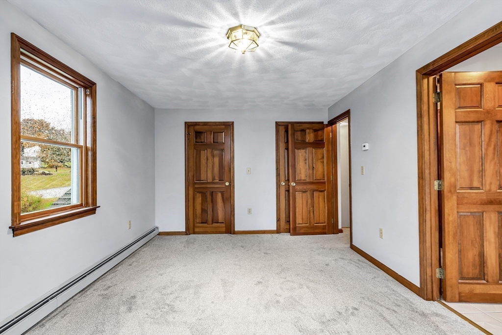 Dracut, Massachusetts, 01826, United States, 3 Bedrooms Bedrooms, ,2 BathroomsBathrooms,Residential,For Sale,1982385