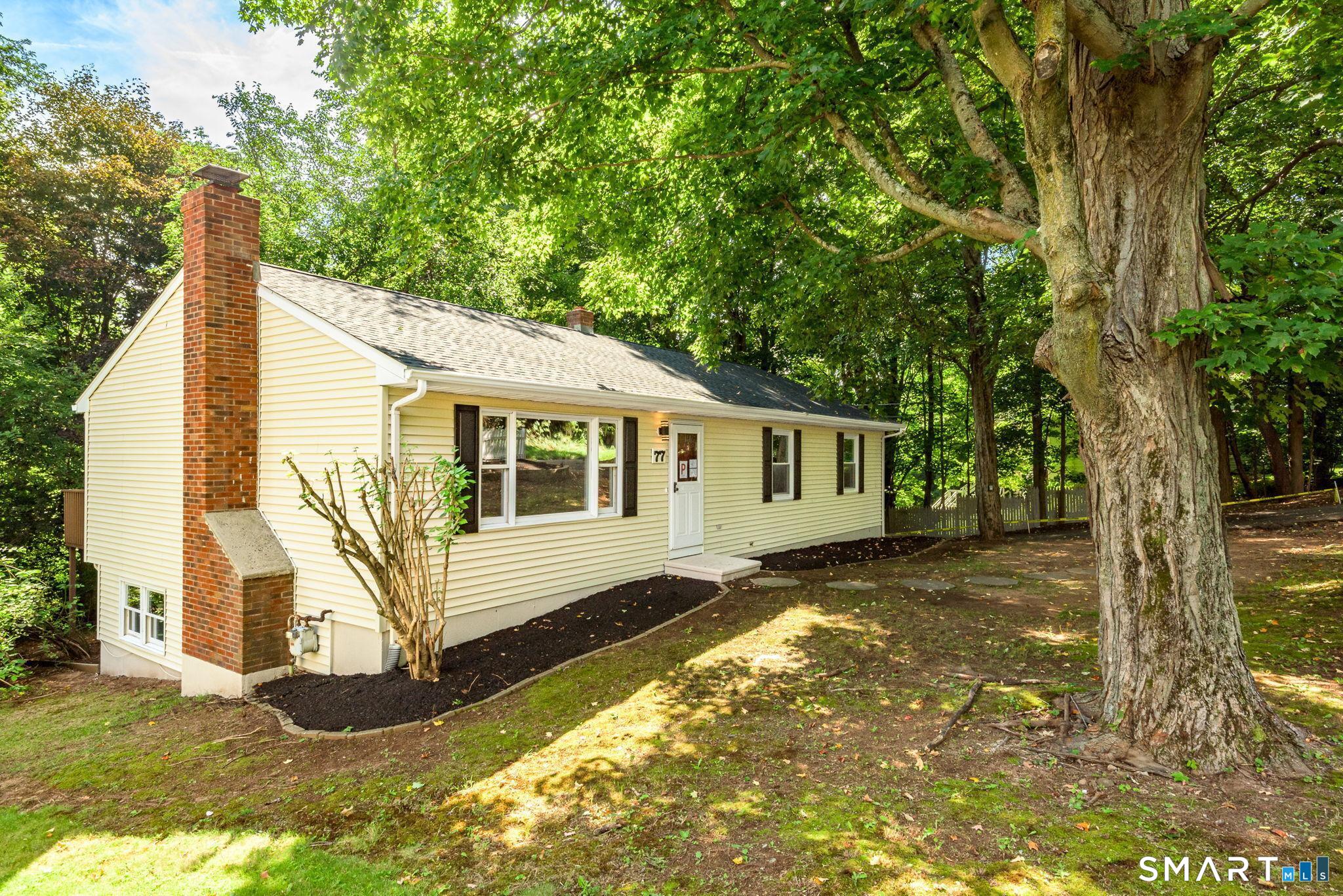Evergreen Ave, Hamden, CT 06518