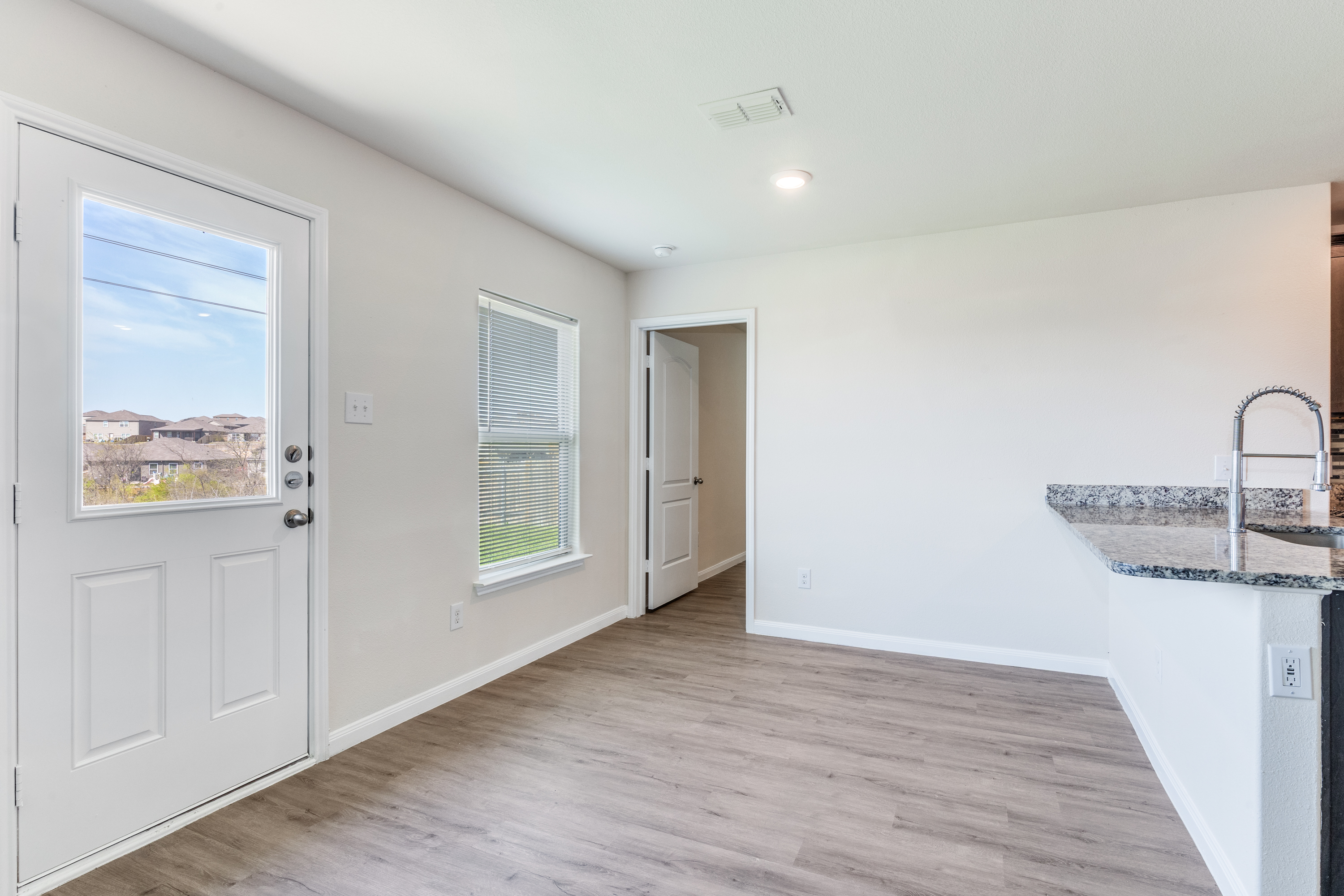  144 Barbwire Way, Newark, TX, 76071 - 物件實景