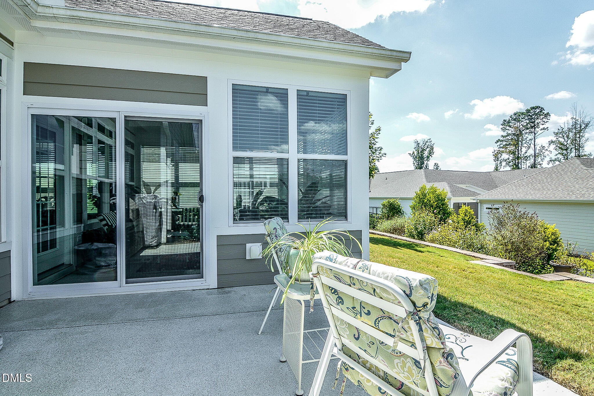 Clayton, North Carolina, 27527, United States, 3 Bedrooms Bedrooms, ,3 BathroomsBathrooms,Residential,For Sale,1958023