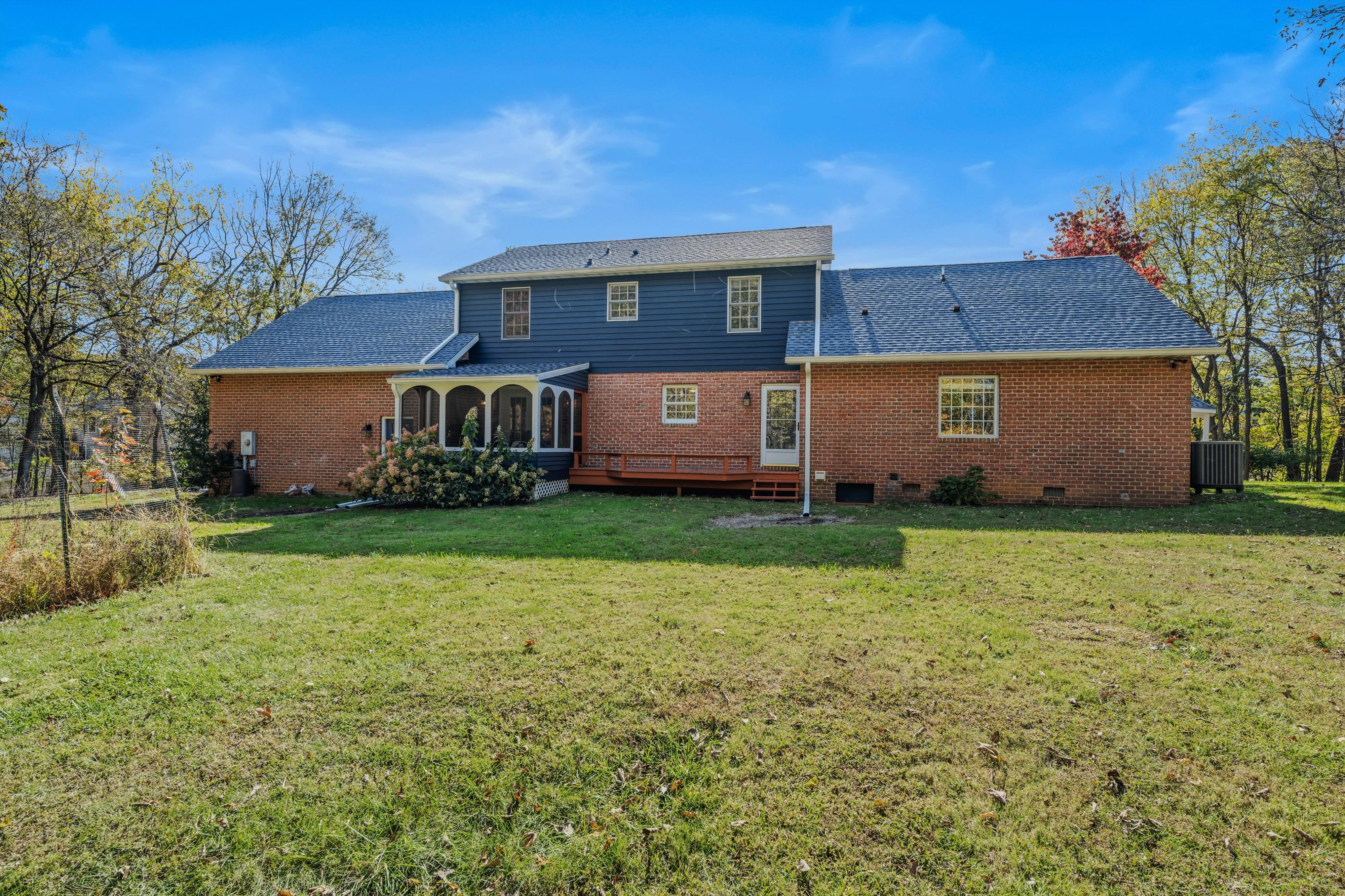 Martinsburg, West Virginia, 25403, United States, 3 Bedrooms Bedrooms, ,Residential,For Sale,1998035