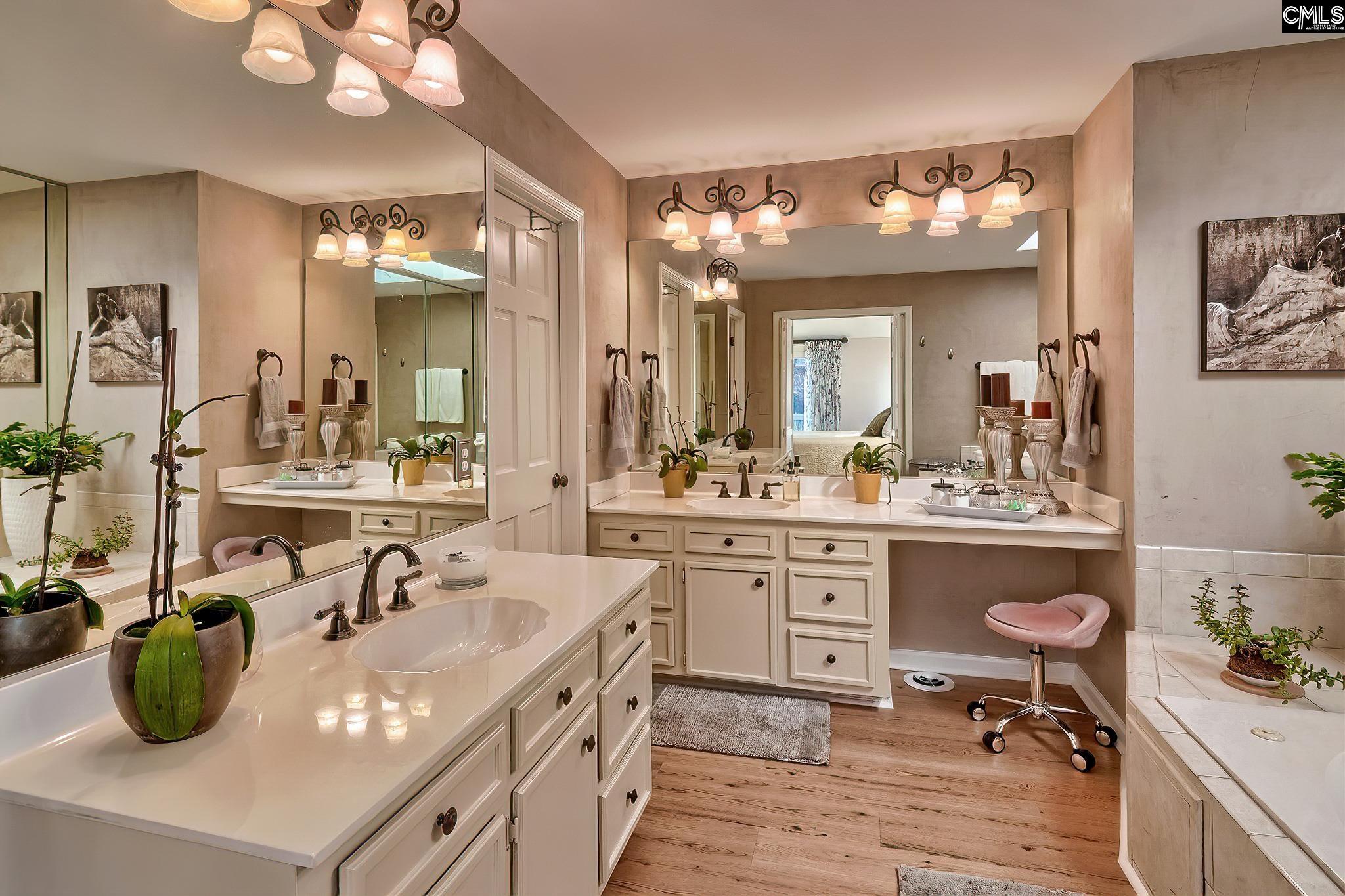 Irmo, South Carolina, 29063, United States, 3 Bedrooms Bedrooms, ,4 BathroomsBathrooms,Residential,For Sale,1804370
