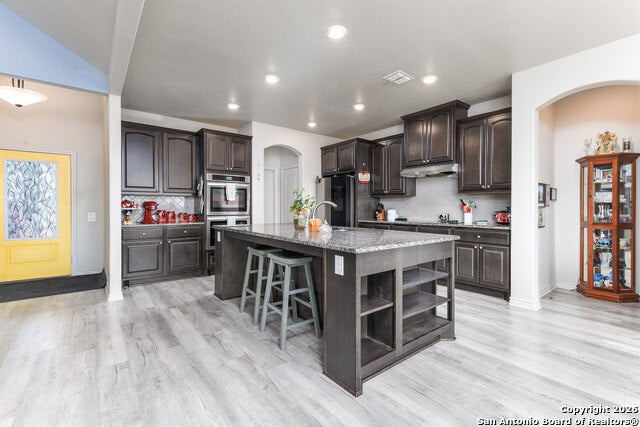 Charlotte, Texas, 78011, United States, 4 Bedrooms Bedrooms, ,3 BathroomsBathrooms,Residential,For Sale,2008526