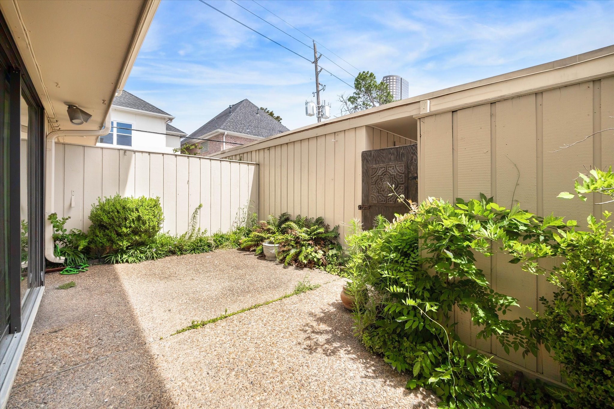  5827 Valley Forge Drive #83 - 物件實景