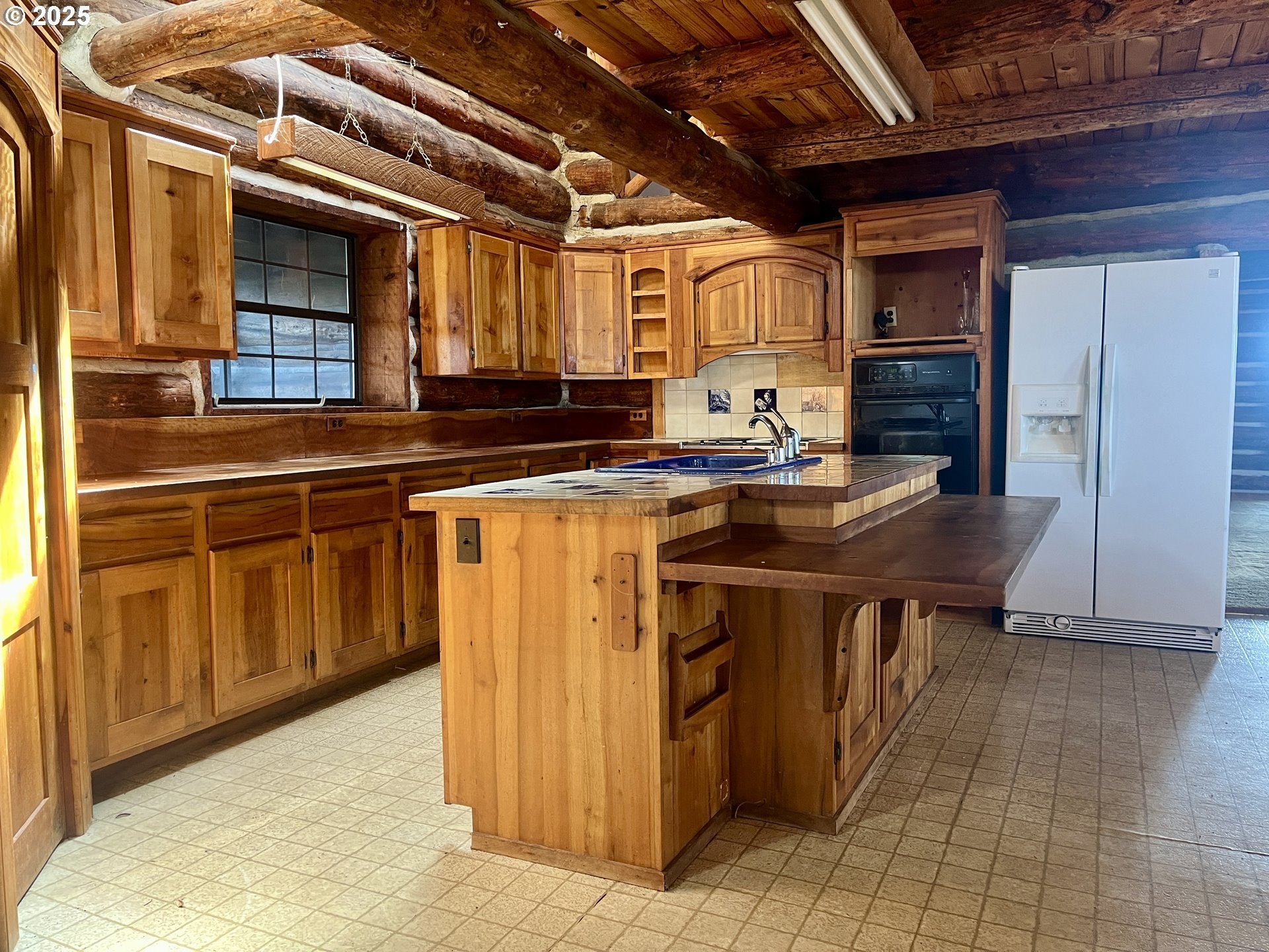 Gold Beach, Oregon, 97444, United States, 3 Bedrooms Bedrooms, ,3 BathroomsBathrooms,Residential,For Sale,1977644