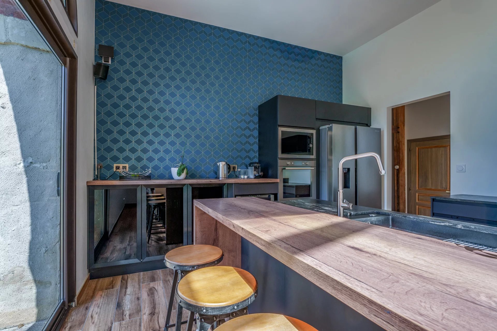 Vernou-sur-Brenne, Centre-Val de Loire, 37210, FR, 5 Bedrooms Bedrooms, ,5 BathroomsBathrooms,Residential,For Sale,1867684
