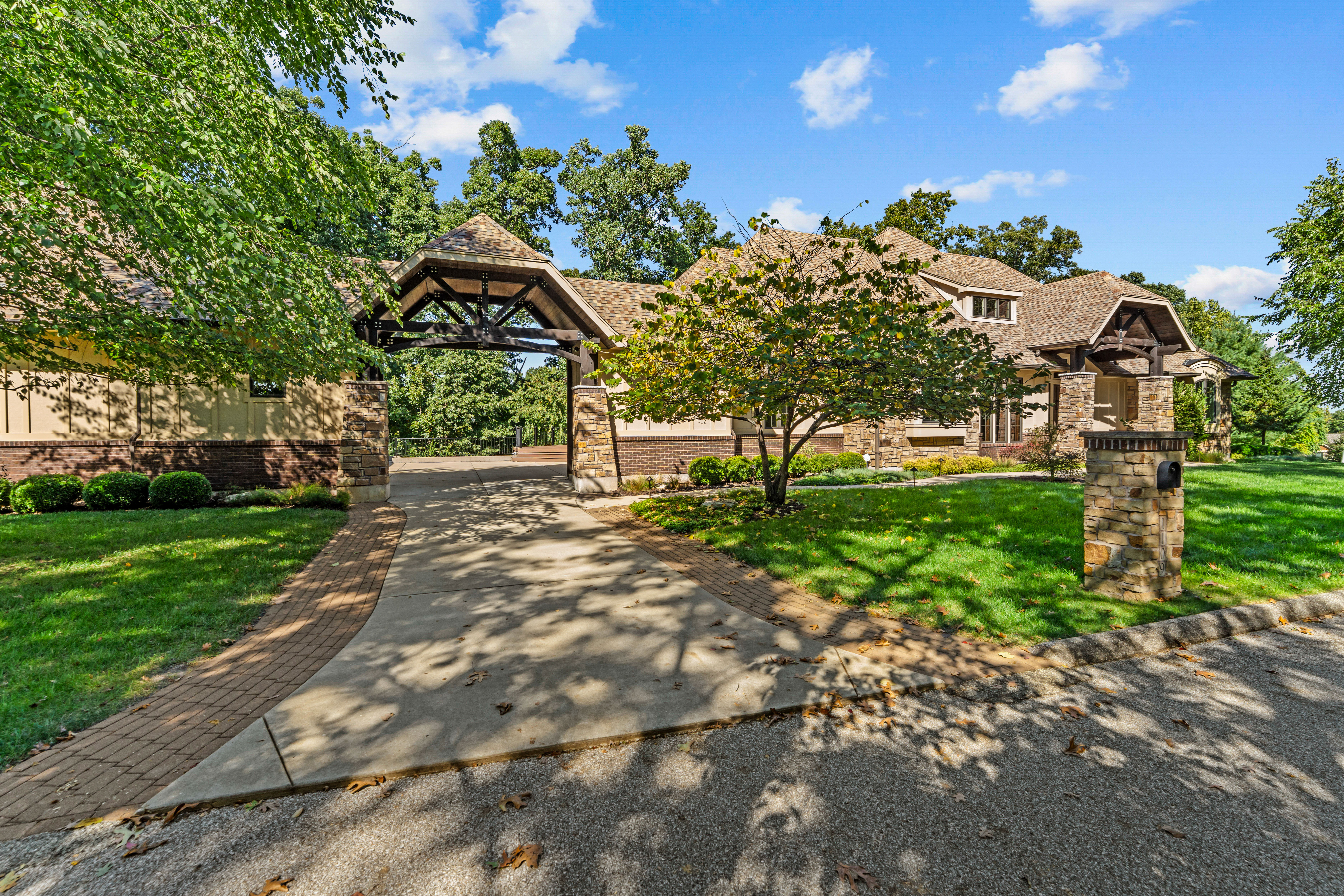  Expansive Ranch in Ballwin with Timeless Charm - 物件實景