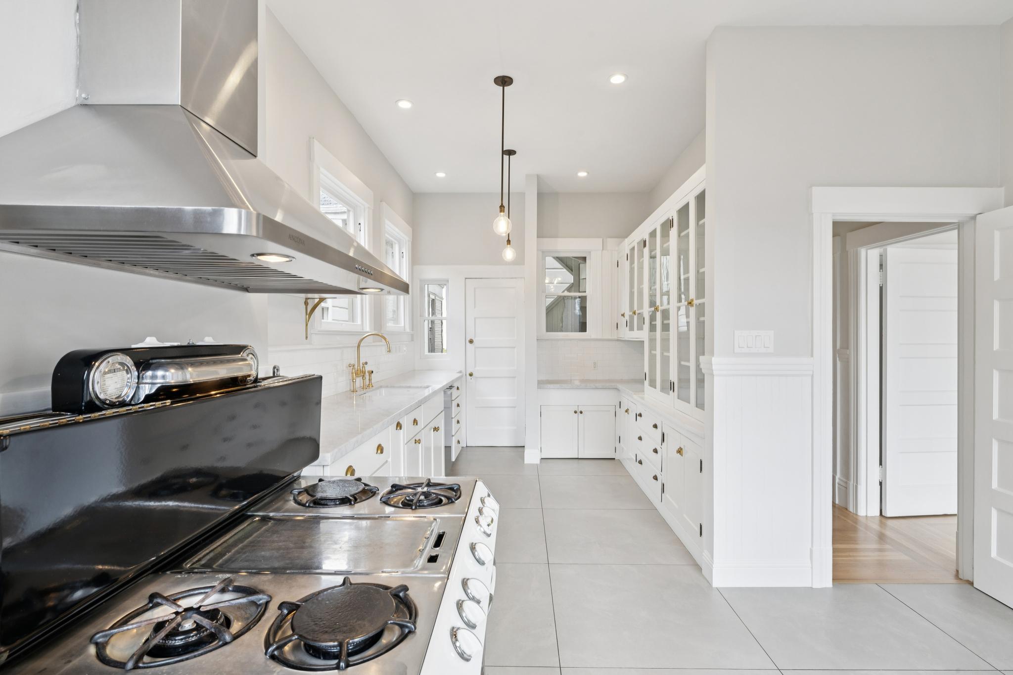  Grand  Edwardian Opportunity - 物件實景