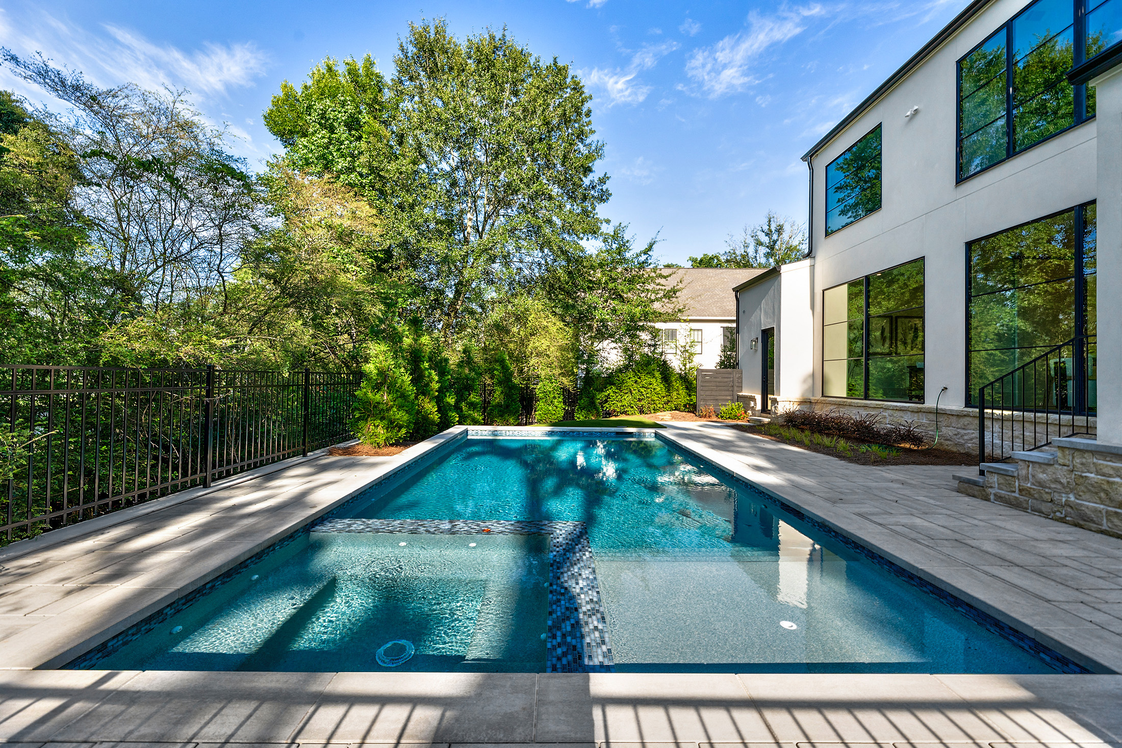  Rare Basement Home Located in Sought-After Communities in Downtown Alpharetta - 物件實景
