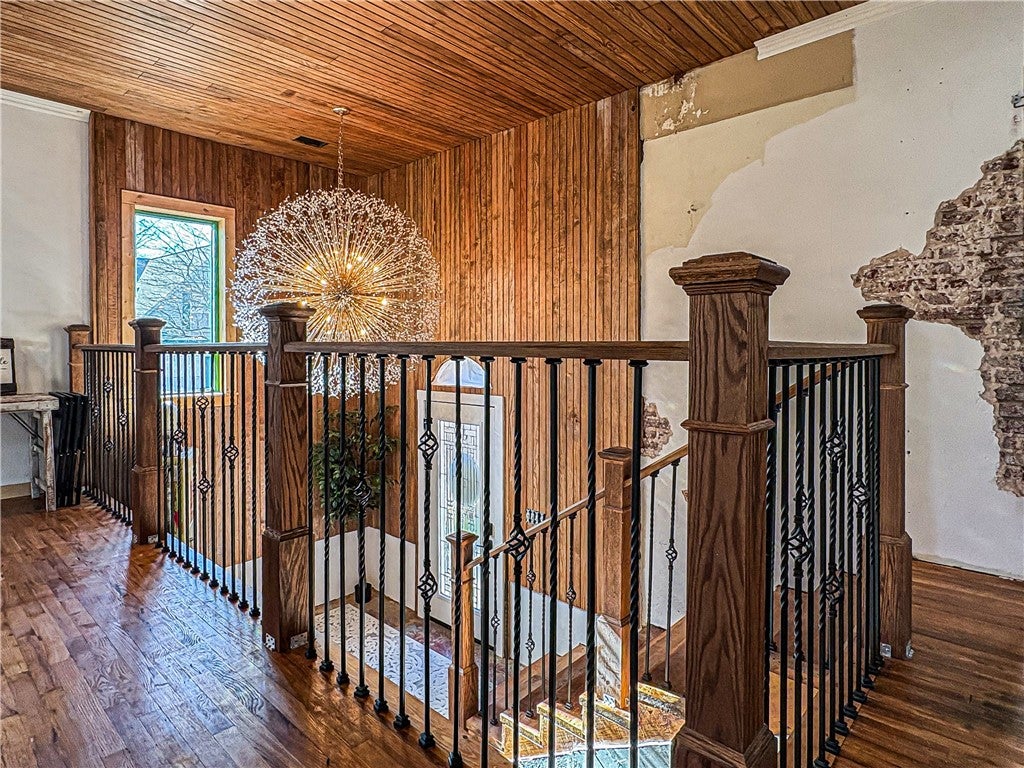 Berryville, Arkansas, 72616, United States, 3 Bedrooms Bedrooms, ,2 BathroomsBathrooms,Residential,For Sale,1994885