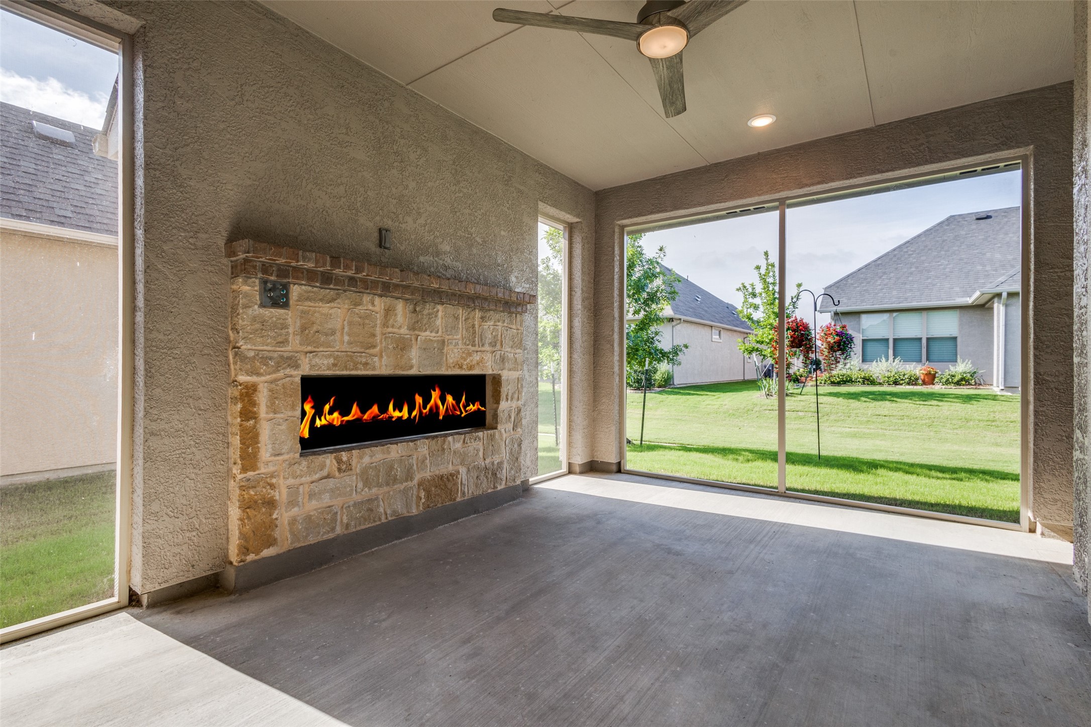 Denton, Texas, 76207, United States, 2 Bedrooms Bedrooms, ,3 BathroomsBathrooms,Residential,For Sale,1847379