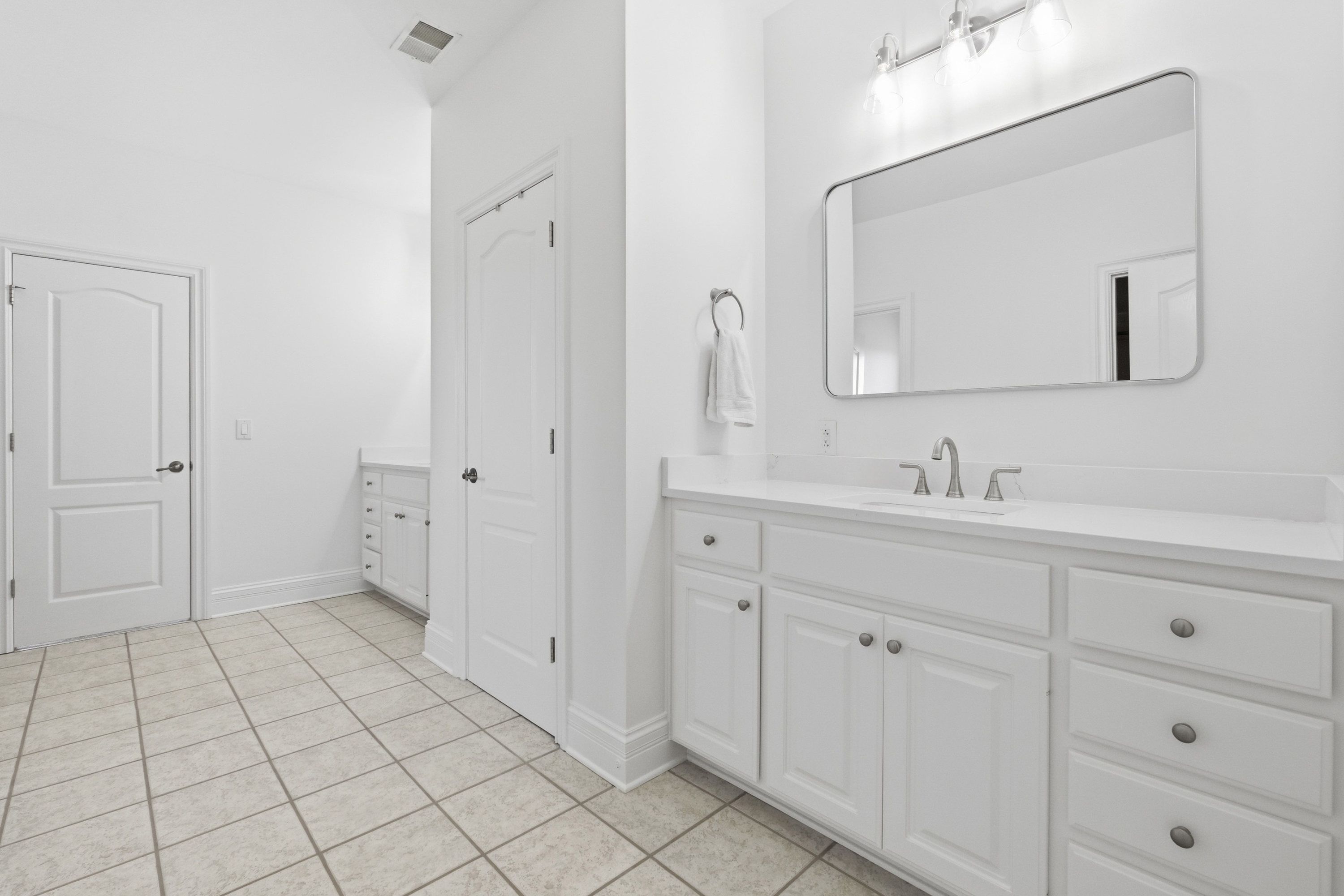  5601 Thurman Road, Louisville, KY 40299 - 物件實景