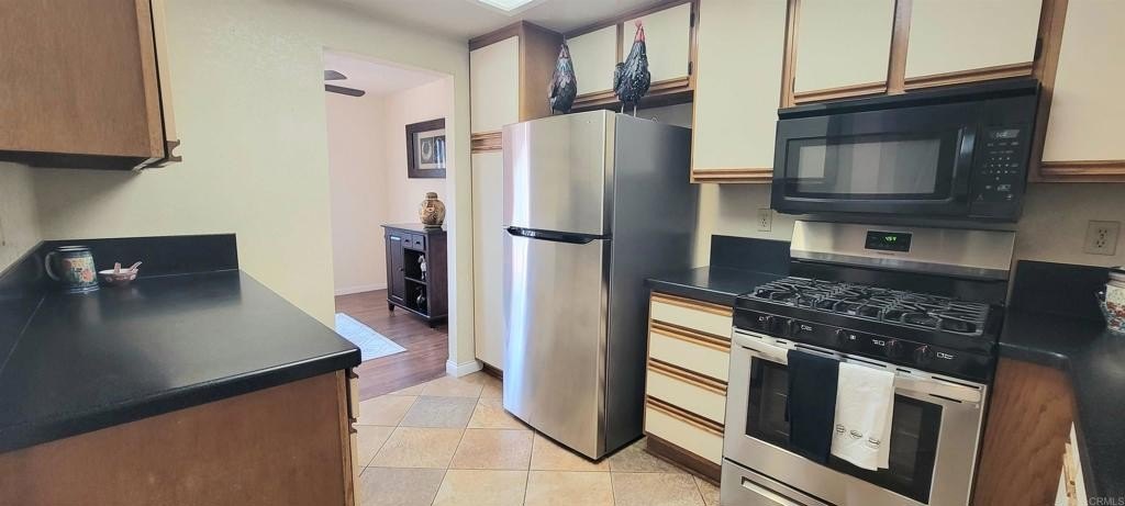 Oceanside, California, 92057, United States, 3 Bedrooms Bedrooms, ,3 BathroomsBathrooms,Residential,For Sale,1950821