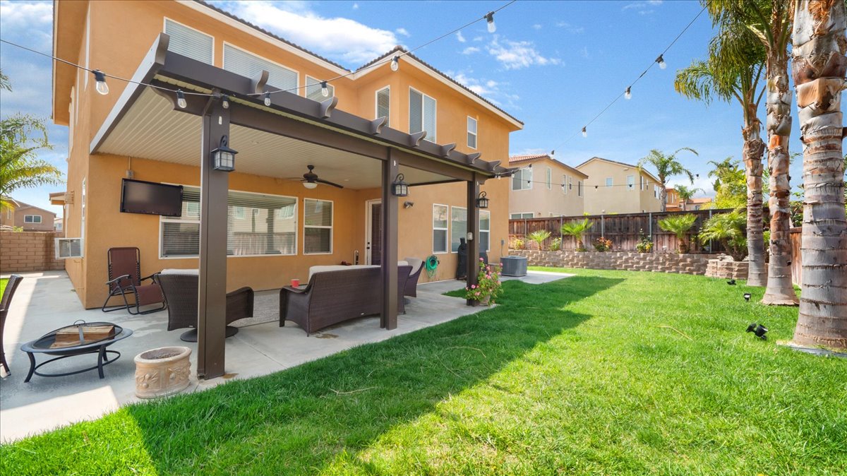 San Bernardino, California, 92407, United States, 4 Bedrooms Bedrooms, ,3 BathroomsBathrooms,Residential,For Sale,1978188