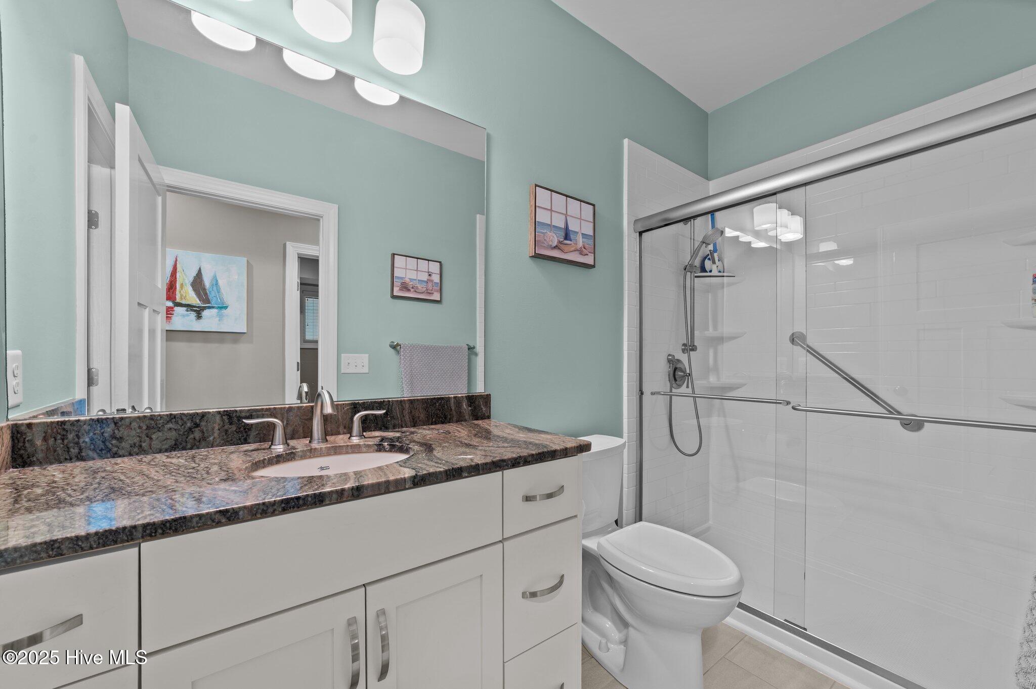 Chocowinity, North Carolina, 27817, United States, 4 Bedrooms Bedrooms, ,5 BathroomsBathrooms,Residential,For Sale,1827727