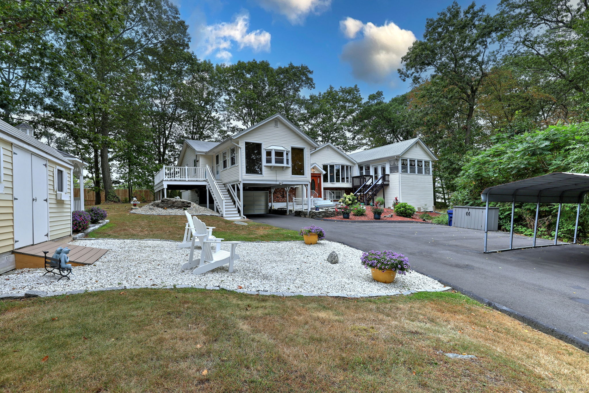 West Haven, Connecticut, 06516, United States, 3 Bedrooms Bedrooms, ,2 BathroomsBathrooms,Residential,For Sale,1925877