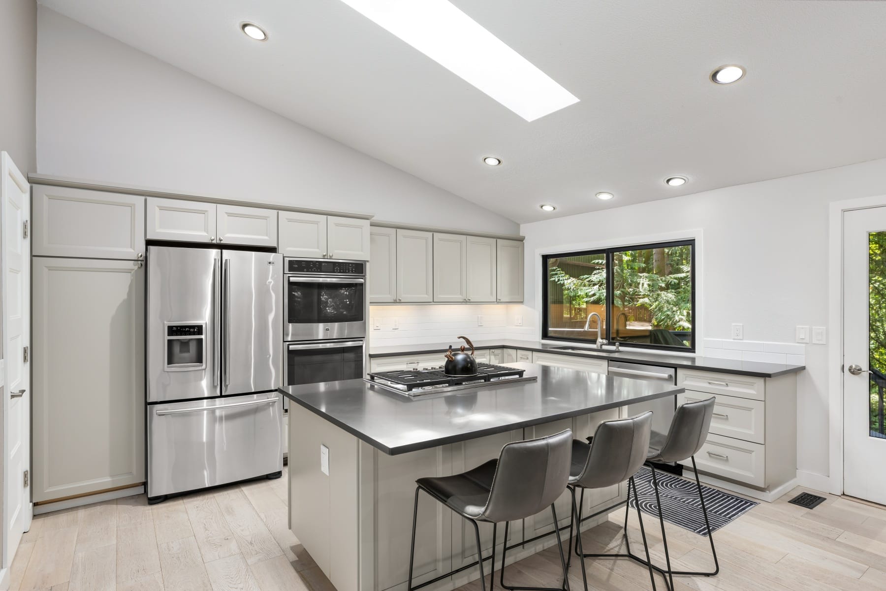  5833 SW LANE CT Portland, OR 97221 - 物件實景