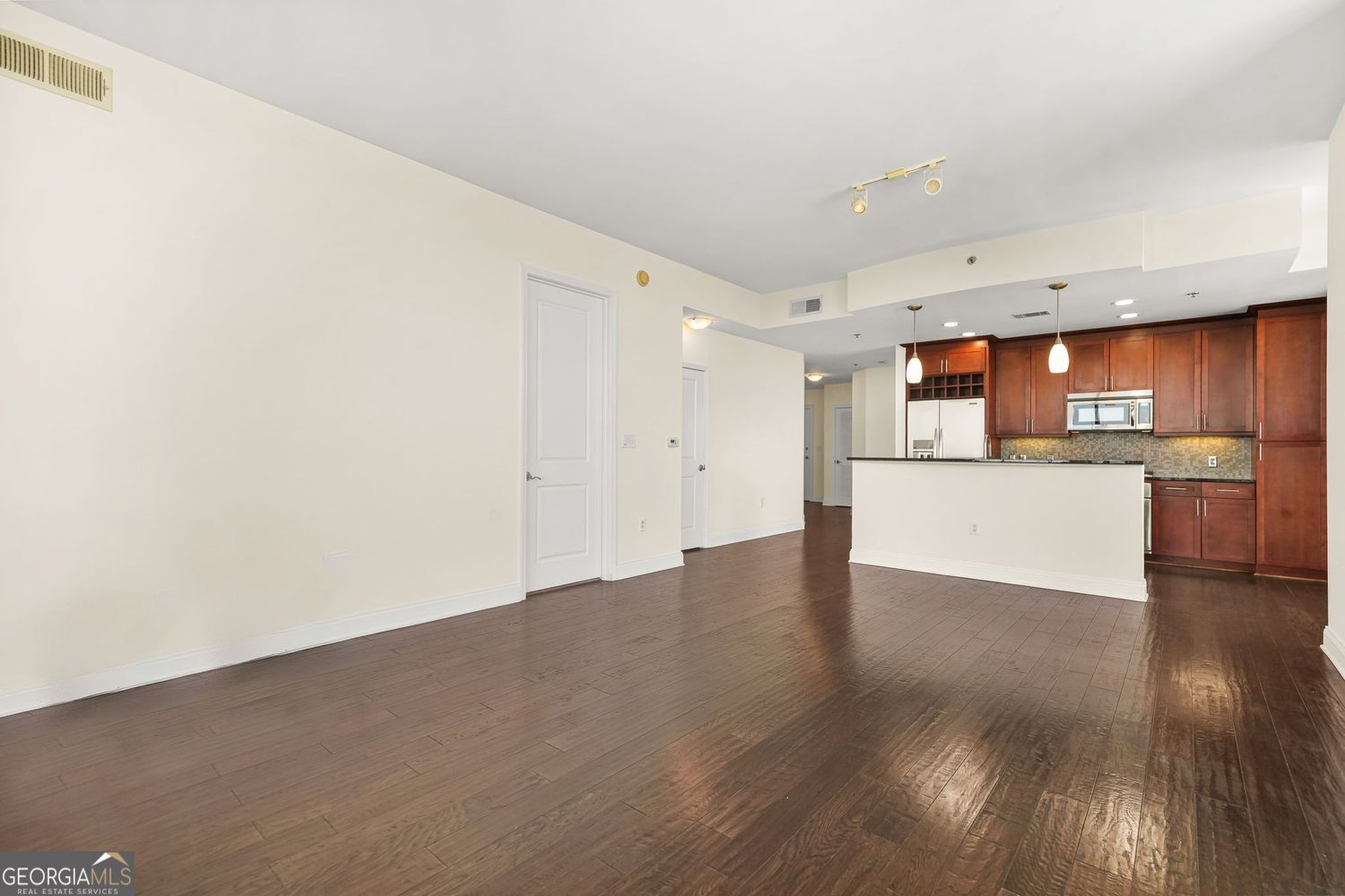 Atlanta, Georgia, 30363, United States, 2 Bedrooms Bedrooms, ,3 BathroomsBathrooms,Residential,For Sale,2012168