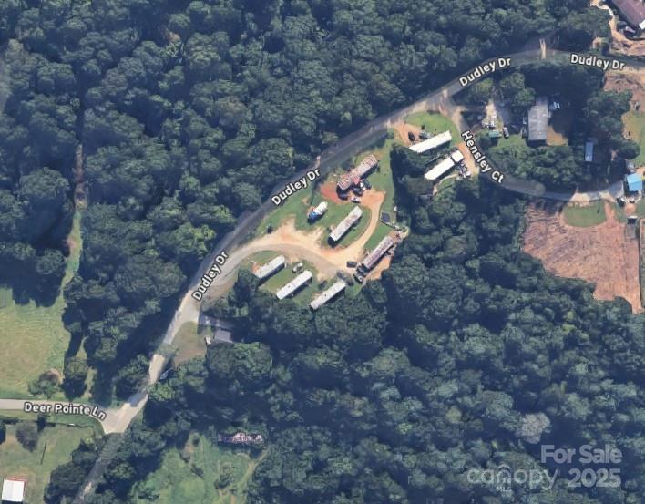 Flat Rock, North Carolina, 28731, United States, 3 Bedrooms Bedrooms, ,2 BathroomsBathrooms,Residential,For Sale,1935391