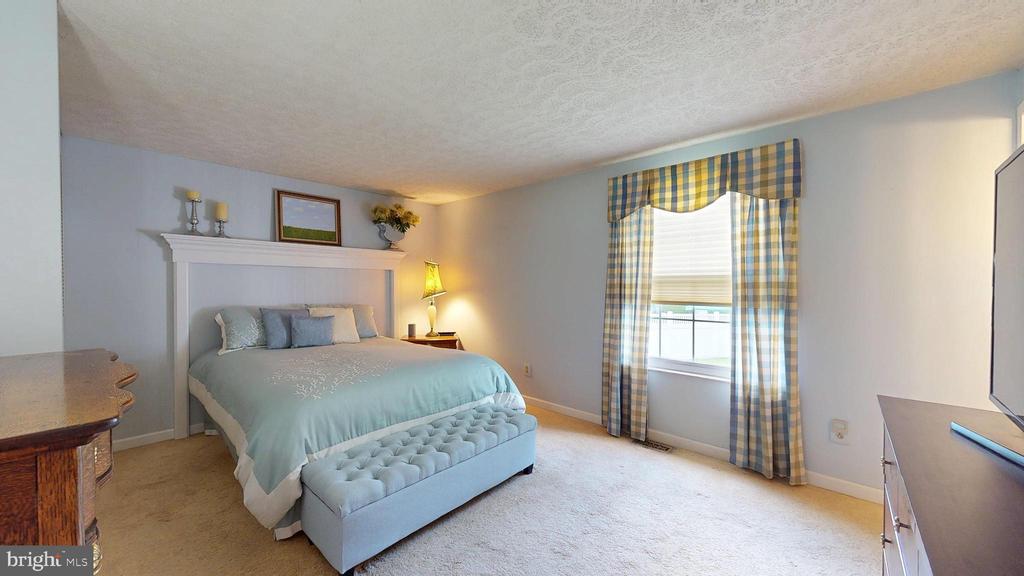 Marlton, New Jersey, 08053, United States, 3 Bedrooms Bedrooms, ,3 BathroomsBathrooms,Residential,For Sale,1942946