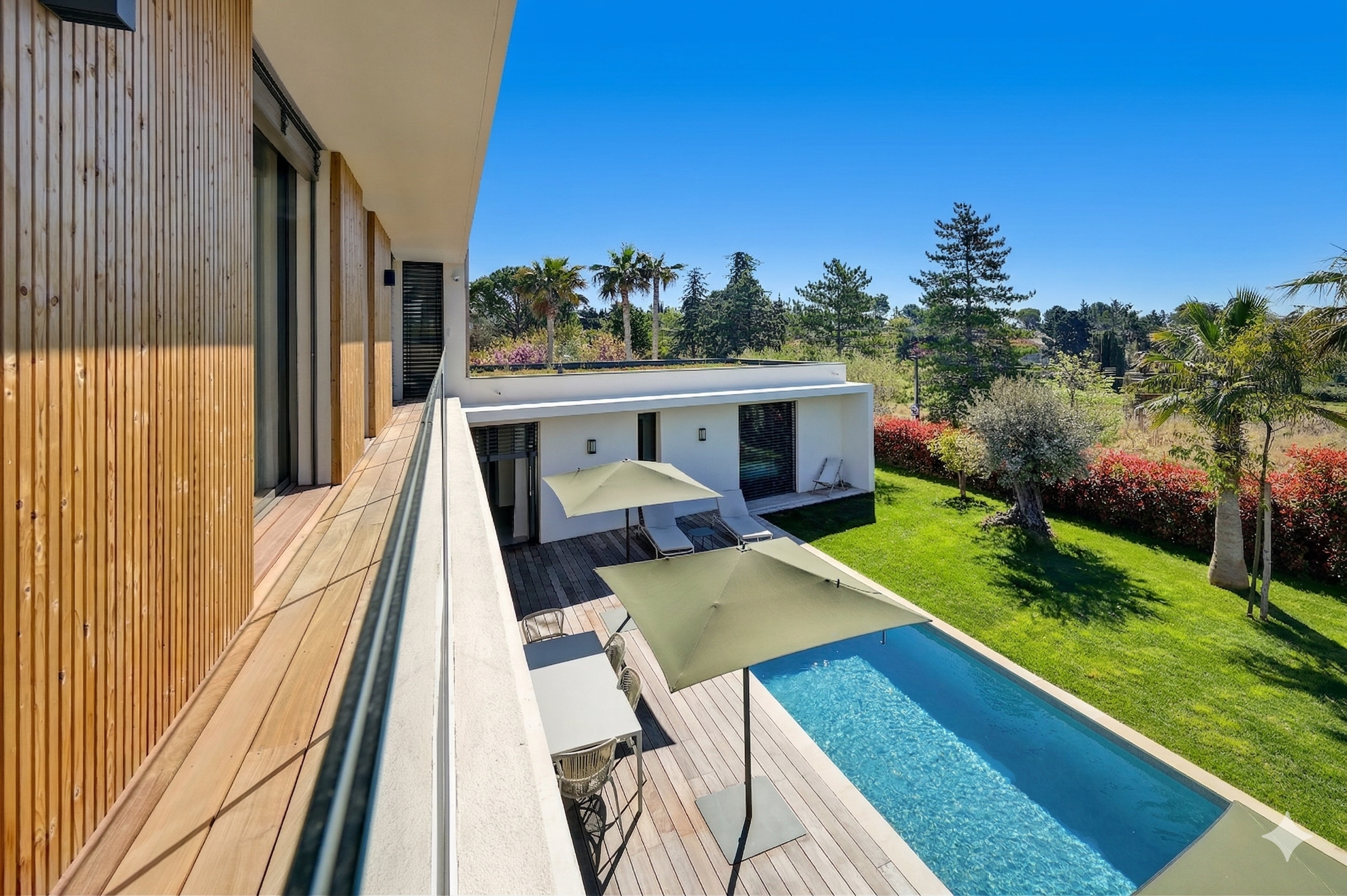  Exceptional Contemporary Turnkey - 物件實景