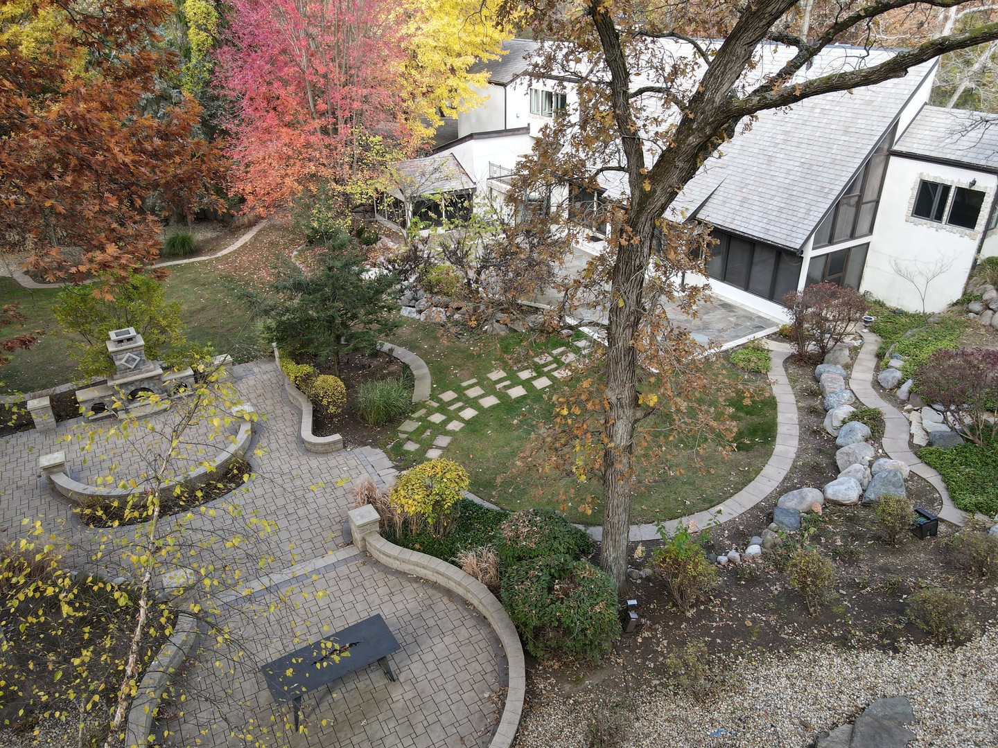 Barrington Hills, Illinois, 60010, United States, 4 Bedrooms Bedrooms, ,6 BathroomsBathrooms,Residential,For Sale,1989014