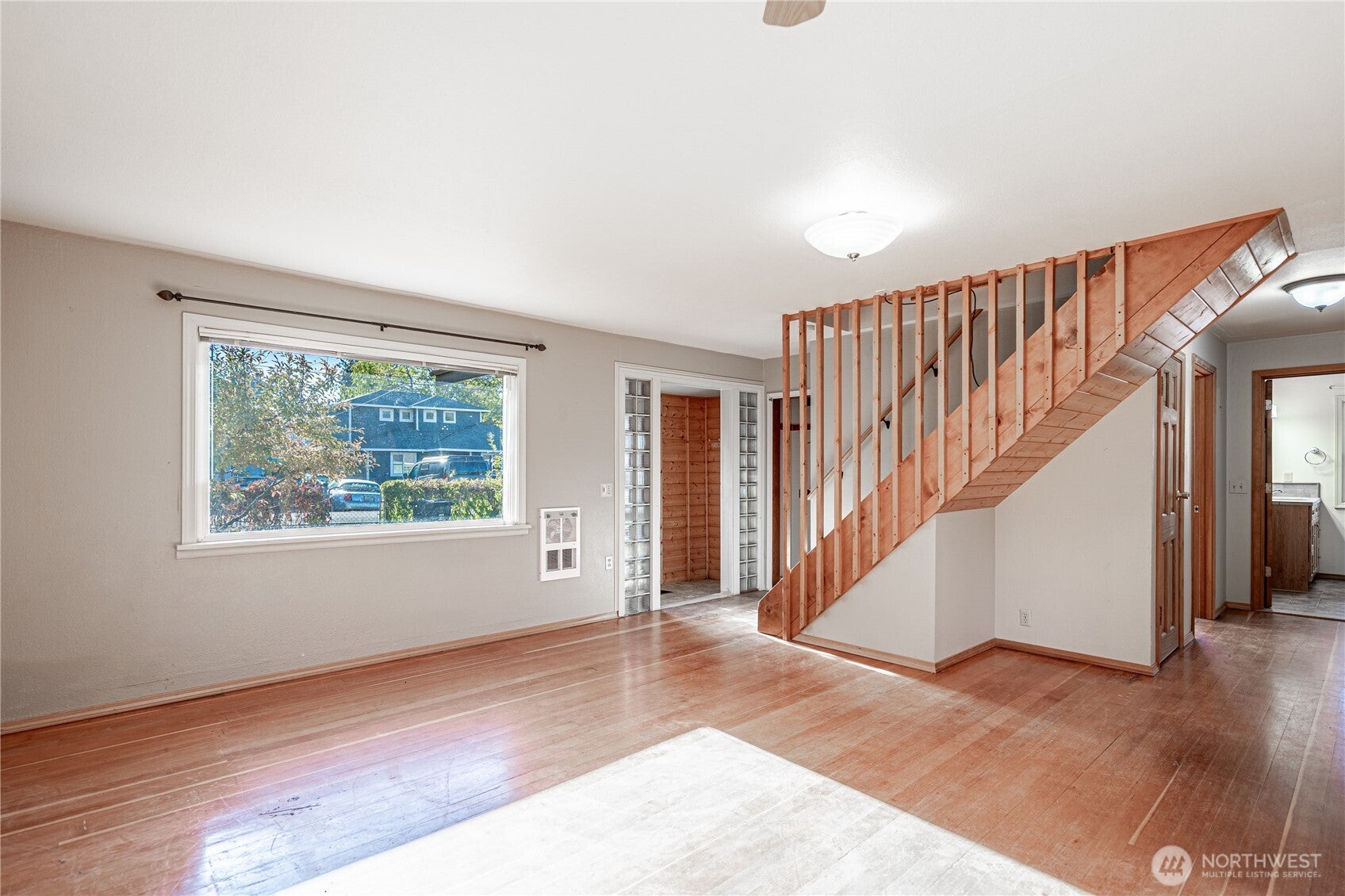 Manson, Washington, 98831, United States, 3 Bedrooms Bedrooms, ,2 BathroomsBathrooms,Residential,For Sale,1992965