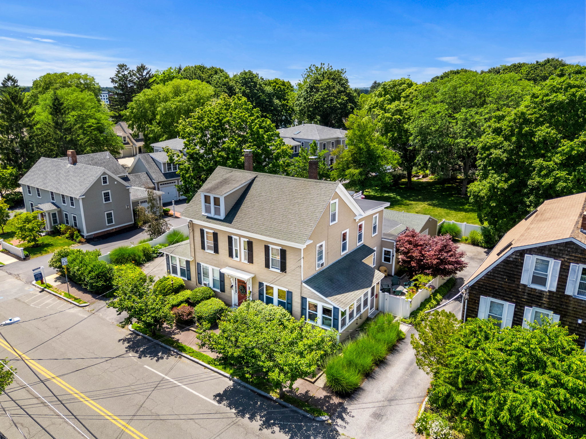  168 State St, Newburyport, MA, 01950 - 物件實景